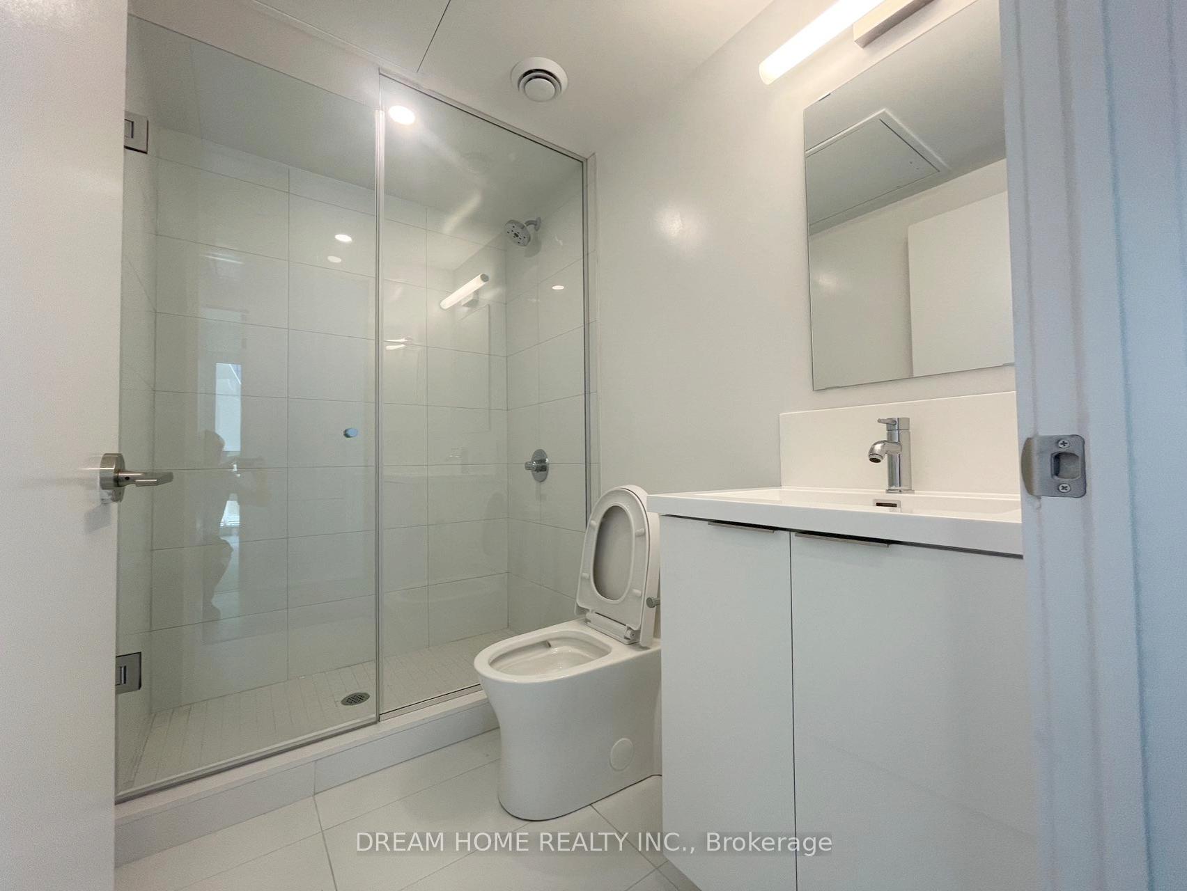 Photo 8 of Unit 1630, 230 Simcoe Street, Toronto, Kensington-Chinatown — HOMEH