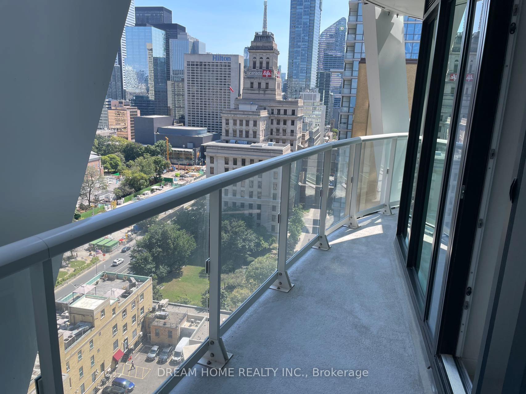Photo 15 of Unit 1630, 230 Simcoe Street, Toronto, Kensington-Chinatown — HOMEH