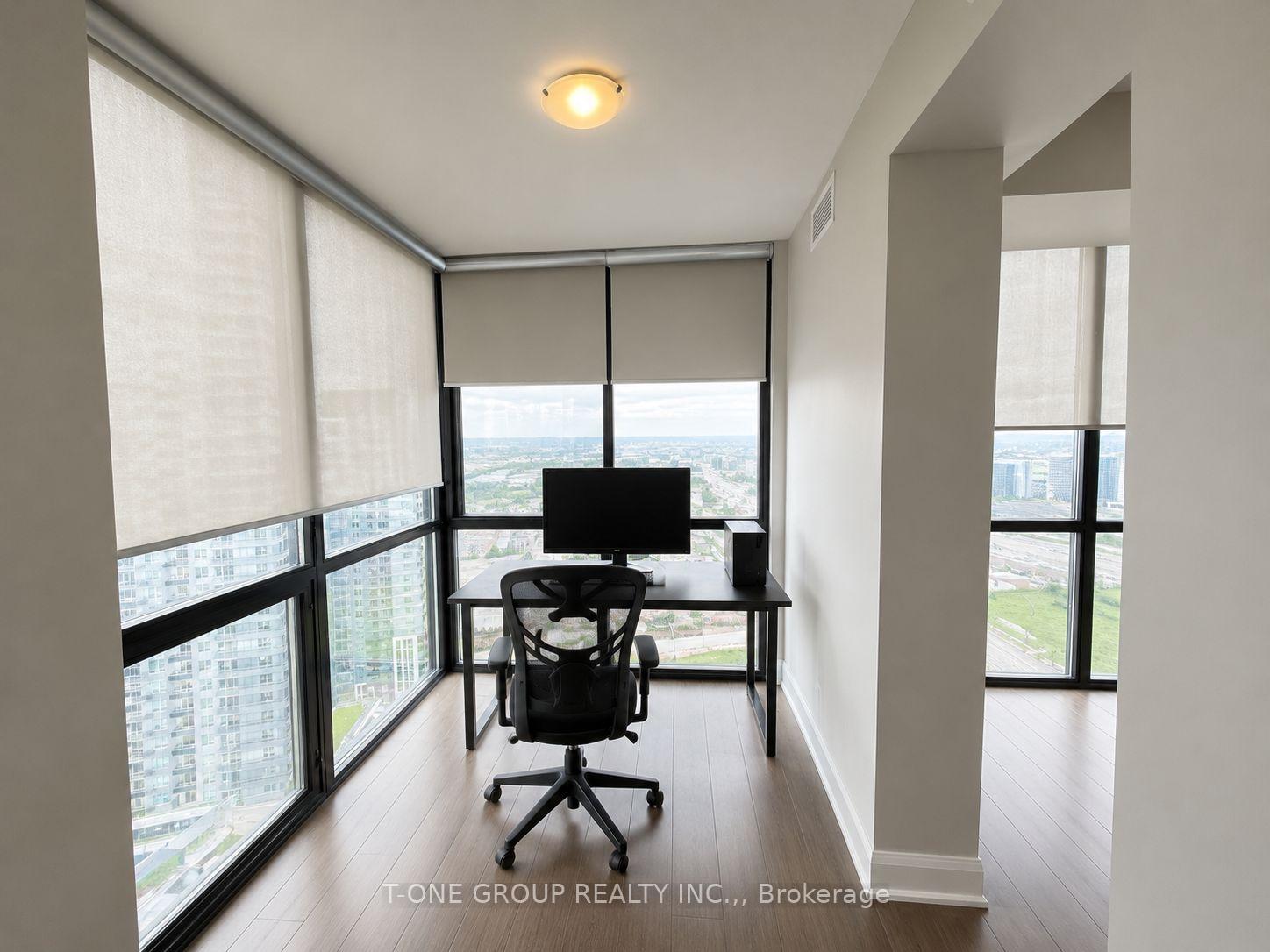 Photo 2 of Unit 2702, 2900 Highway 7 Road, Vaughan, Concord — HOMEH