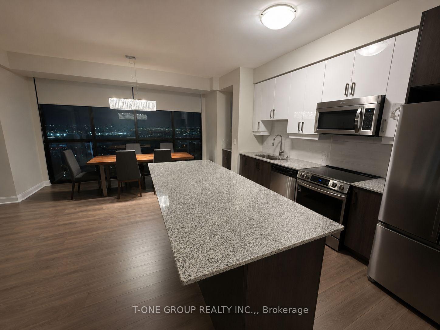 Photo 3 of Unit 2702, 2900 Highway 7 Road, Vaughan, Concord — HOMEH