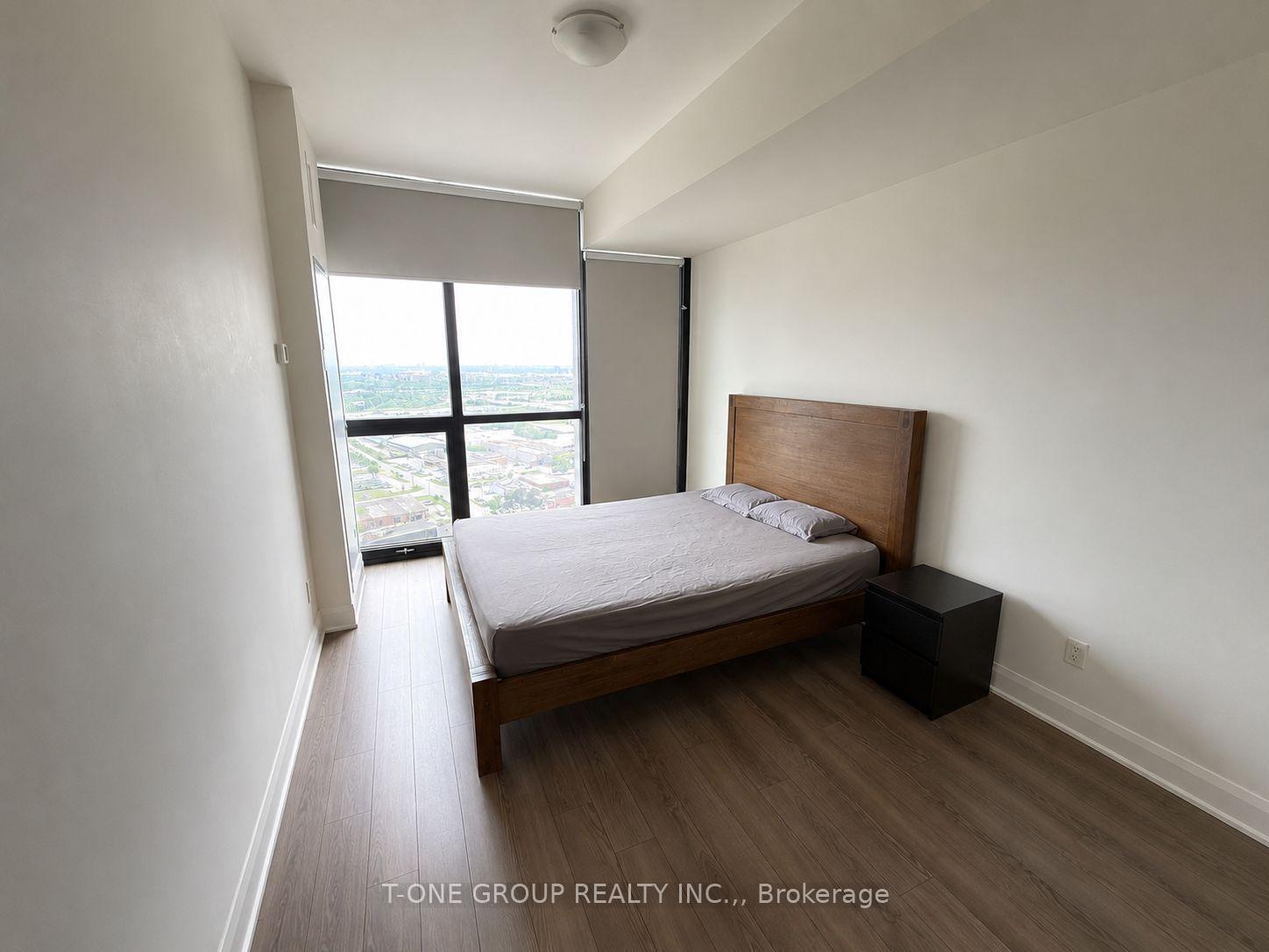 Photo 4 of Unit 2702, 2900 Highway 7 Road, Vaughan, Concord — HOMEH
