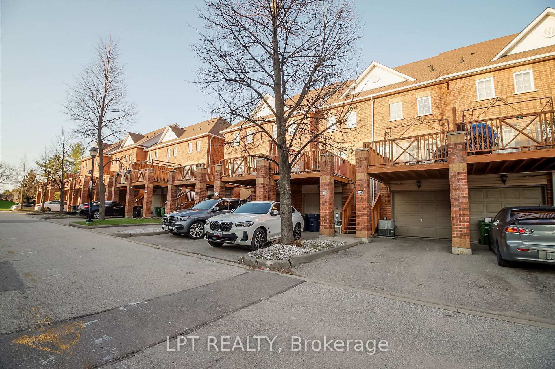 Photo 3 of Unit 36, 1378 Meadowvale Road, Scarborough, Rouge — HOMEH
