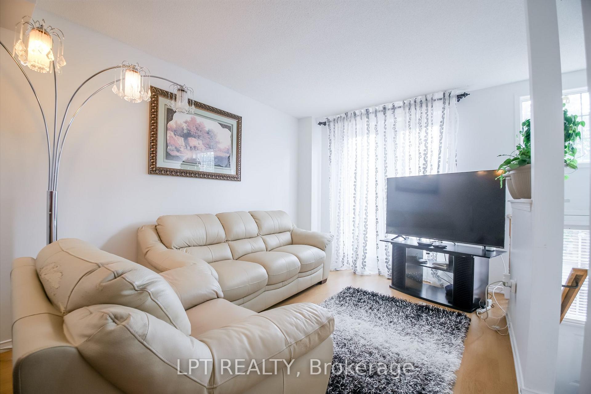 Photo 6 of Unit 36, 1378 Meadowvale Road, Scarborough, Rouge — HOMEH