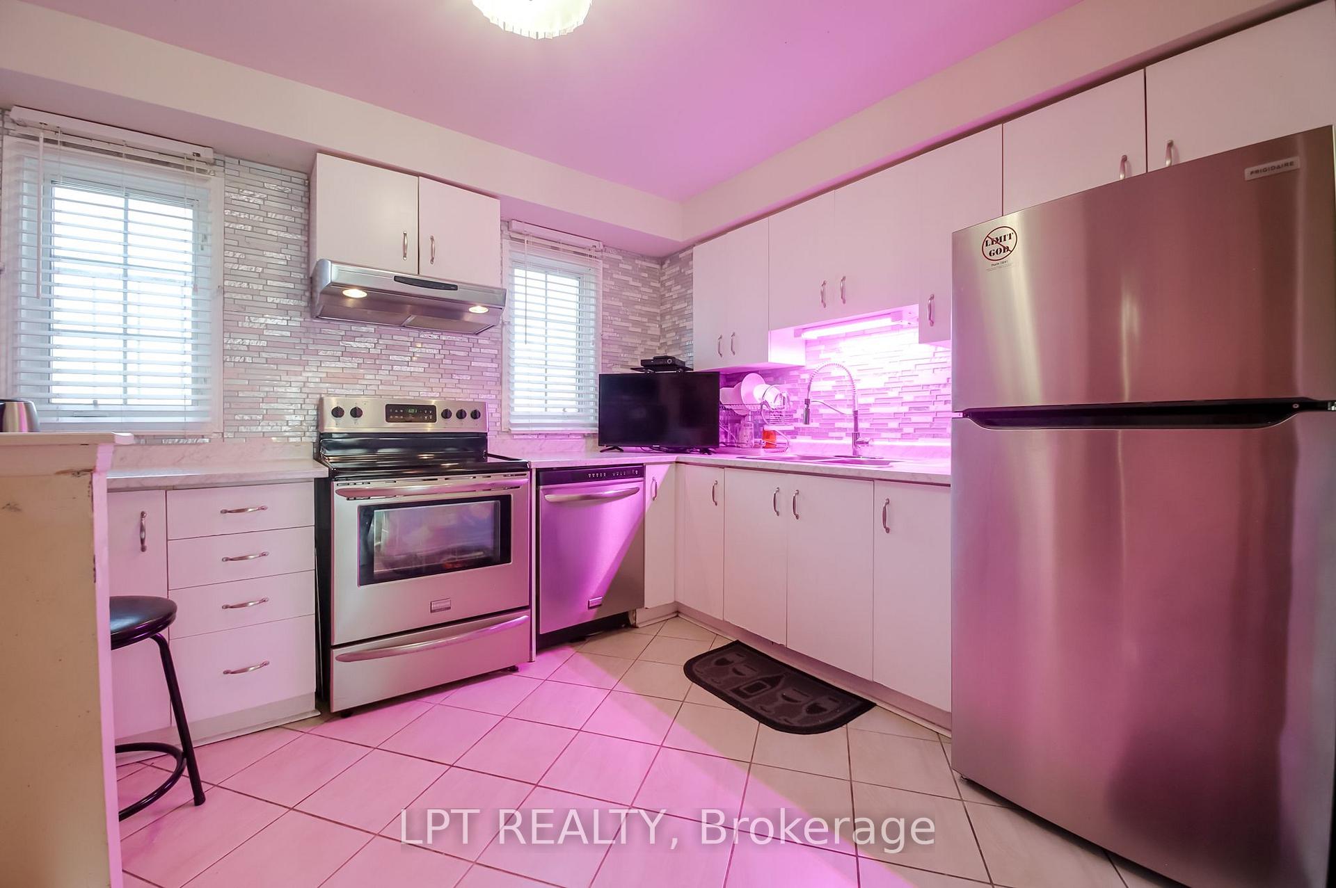 Photo 10 of Unit 36, 1378 Meadowvale Road, Scarborough, Rouge — HOMEH