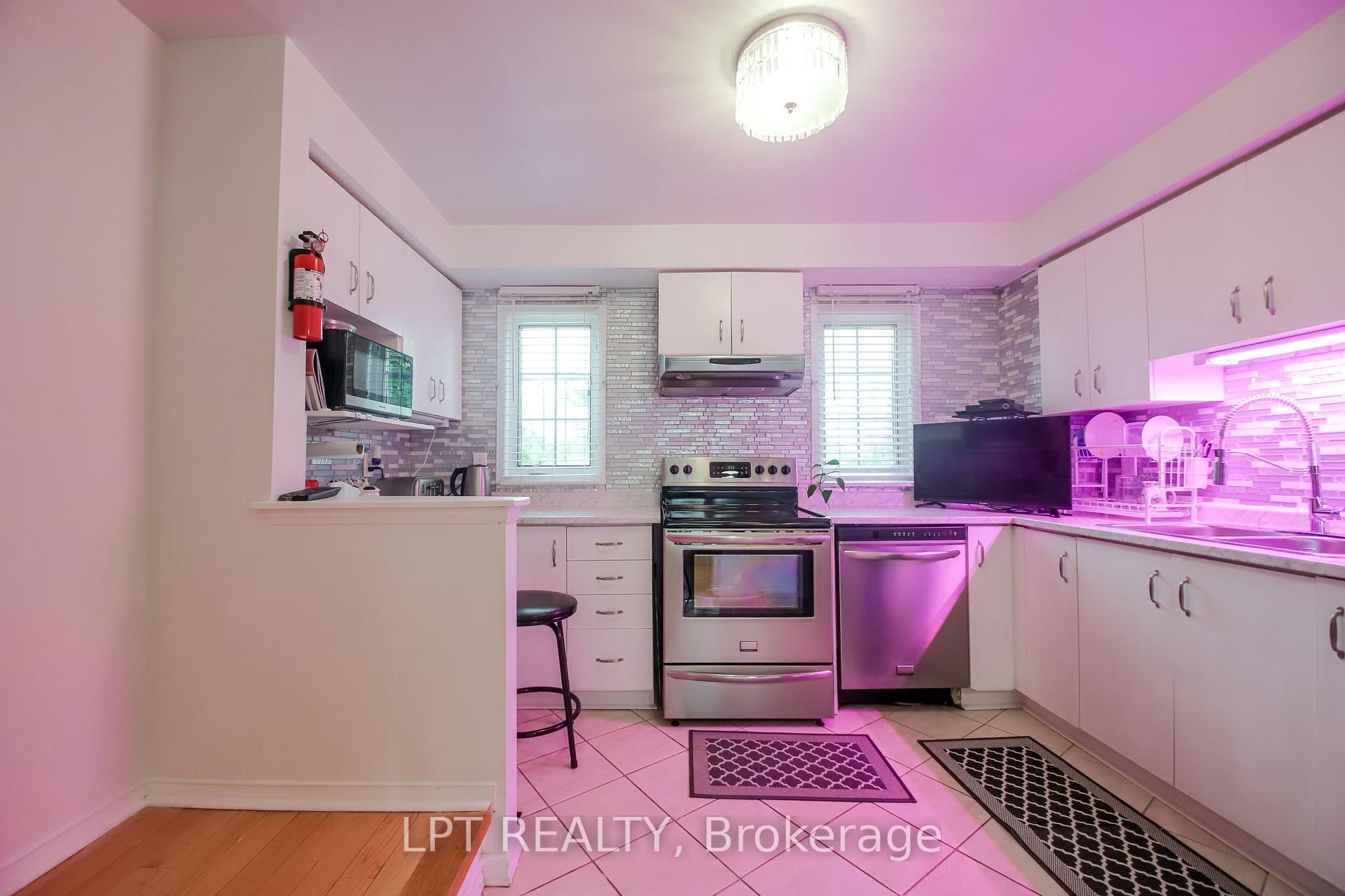 Photo 11 of Unit 36, 1378 Meadowvale Road, Scarborough, Rouge — HOMEH