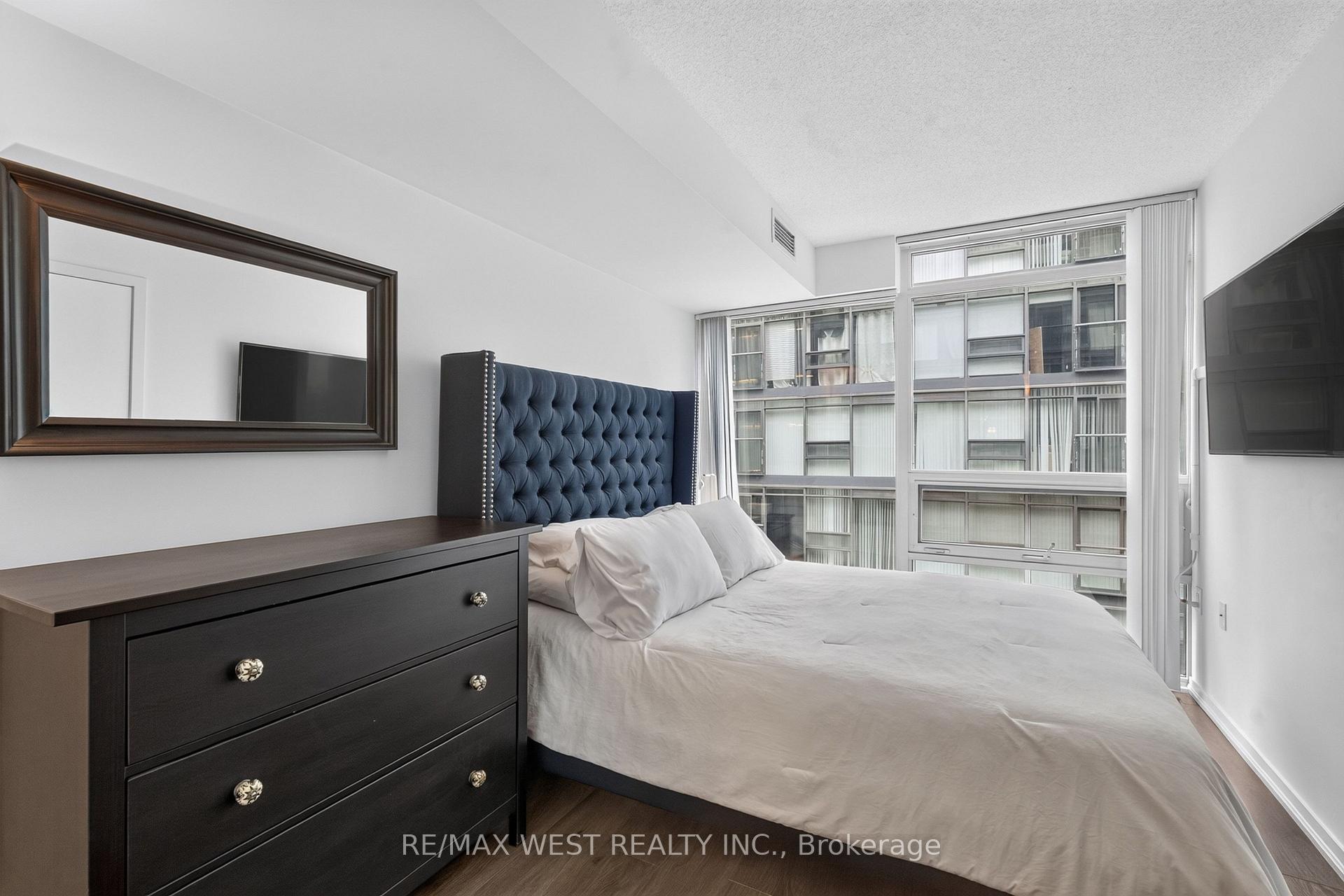 Photo 14 of Unit 1802, 36 Lisgar Street, Toronto, Little Portugal — HOMEH