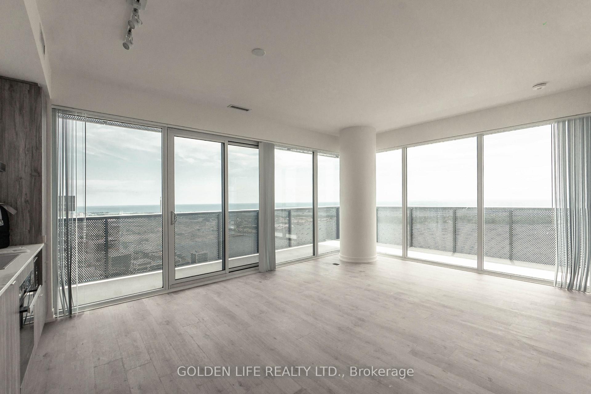 Photo 3 of Unit 5606, 138 downes Street E, Toronto, Waterfront Communities — HOMEH