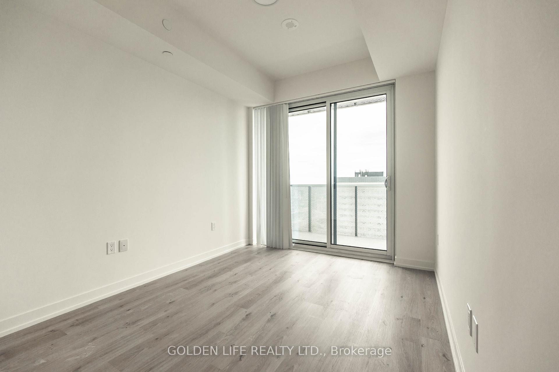 Photo 8 of Unit 5606, 138 downes Street E, Toronto, Waterfront Communities — HOMEH