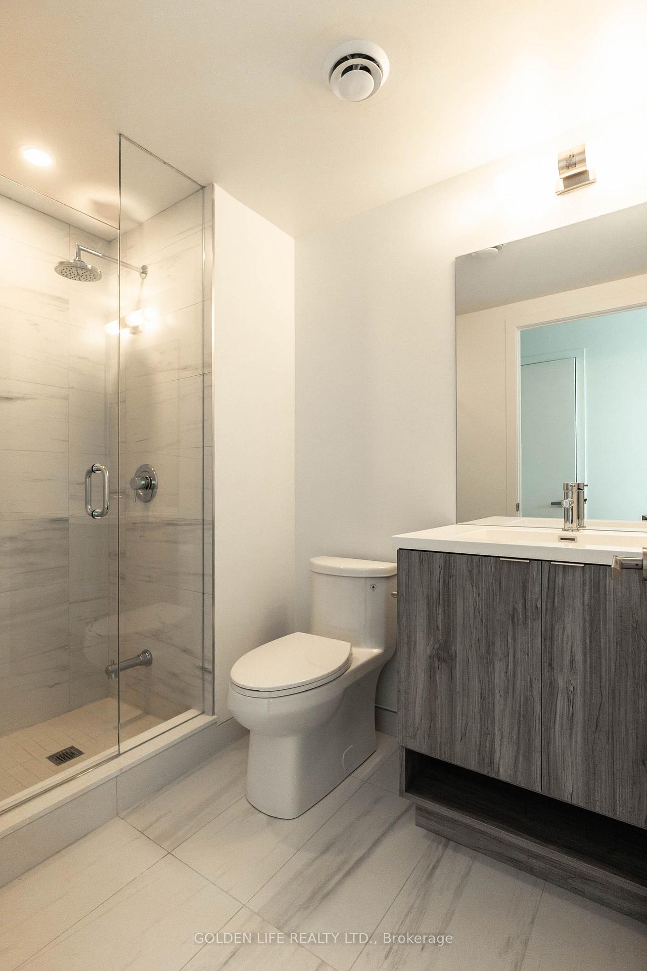 Photo 12 of Unit 5606, 138 downes Street E, Toronto, Waterfront Communities — HOMEH