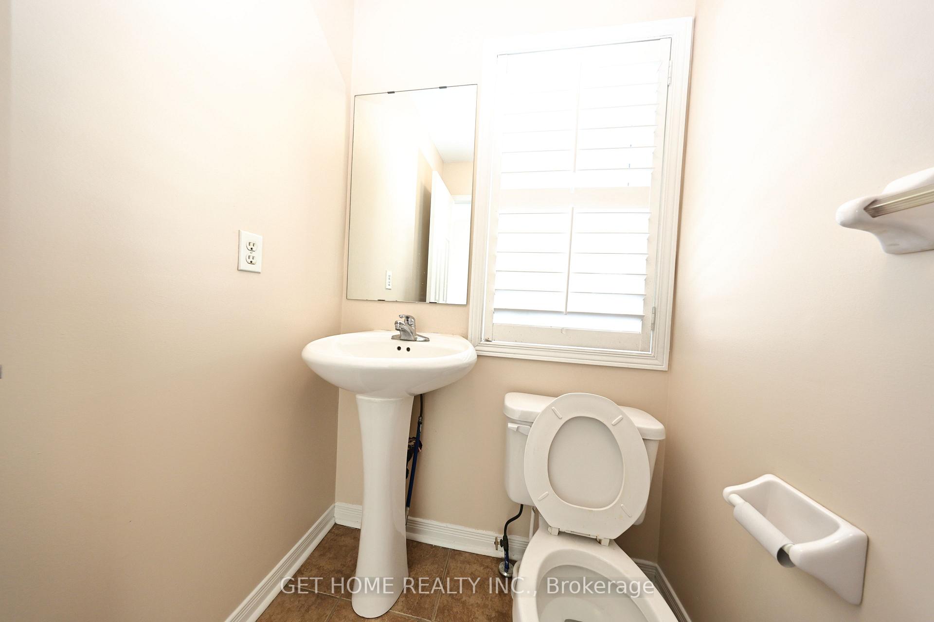 Photo 23 of 62 Charcoal Way, Brampton, Bram West — HOMEH