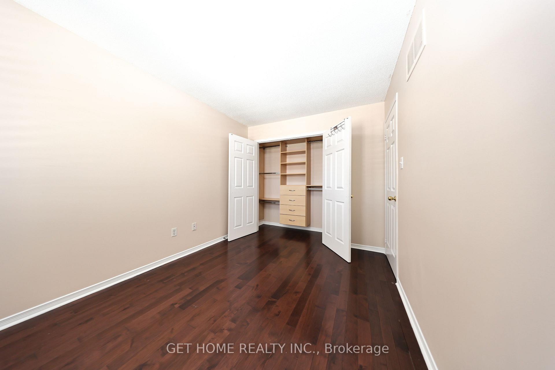 Photo 29 of 62 Charcoal Way, Brampton, Bram West — HOMEH