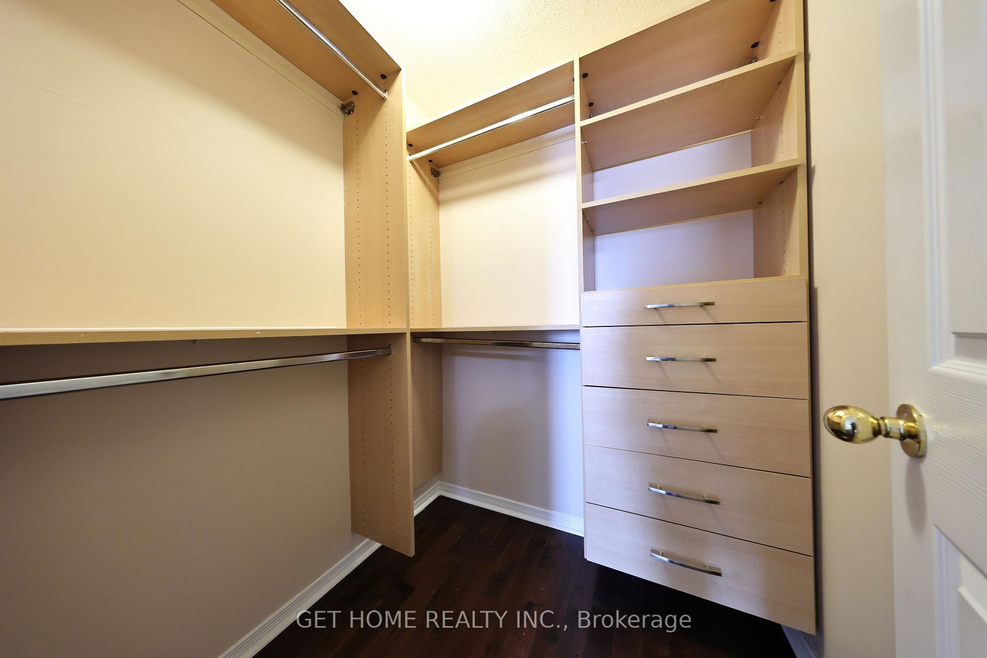 Photo 42 of 62 Charcoal Way, Brampton, Bram West — HOMEH
