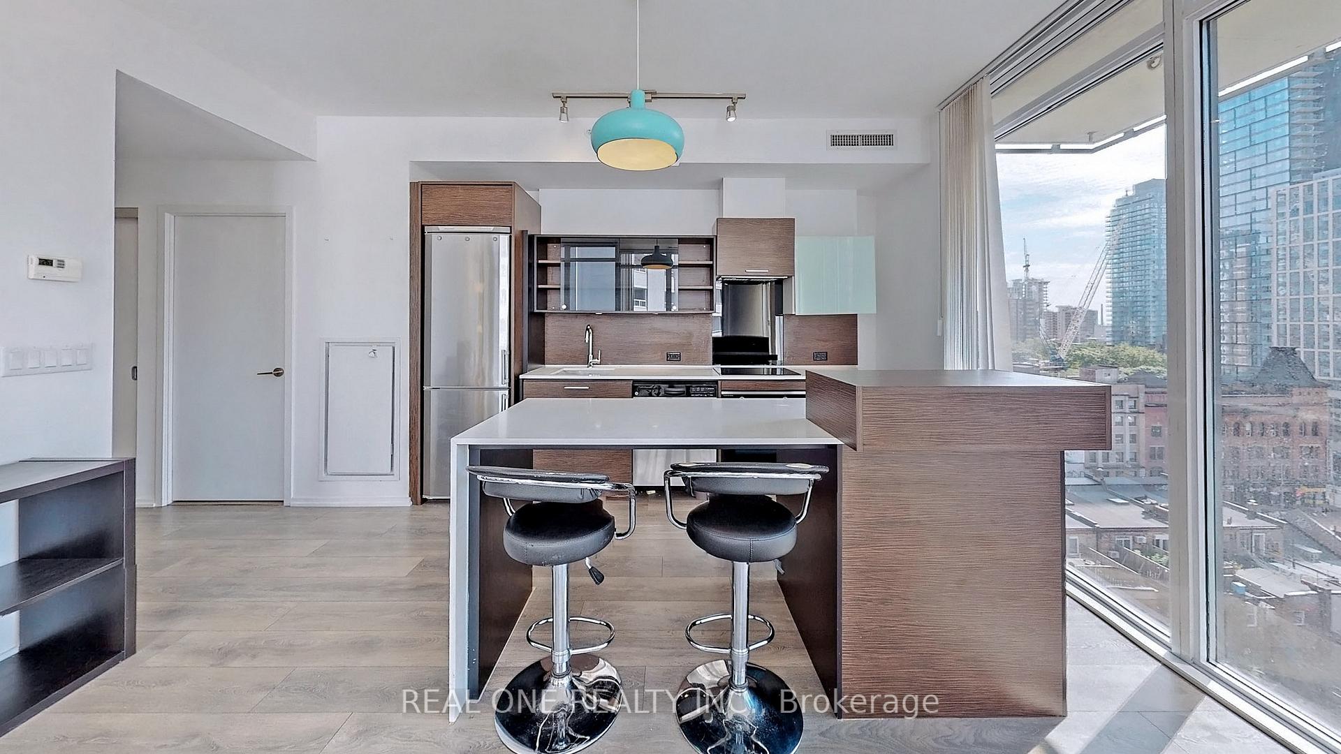 Photo 11 of Unit 1004, 75 St Nicholas Street, Toronto, Bay Street Corridor — HOMEH