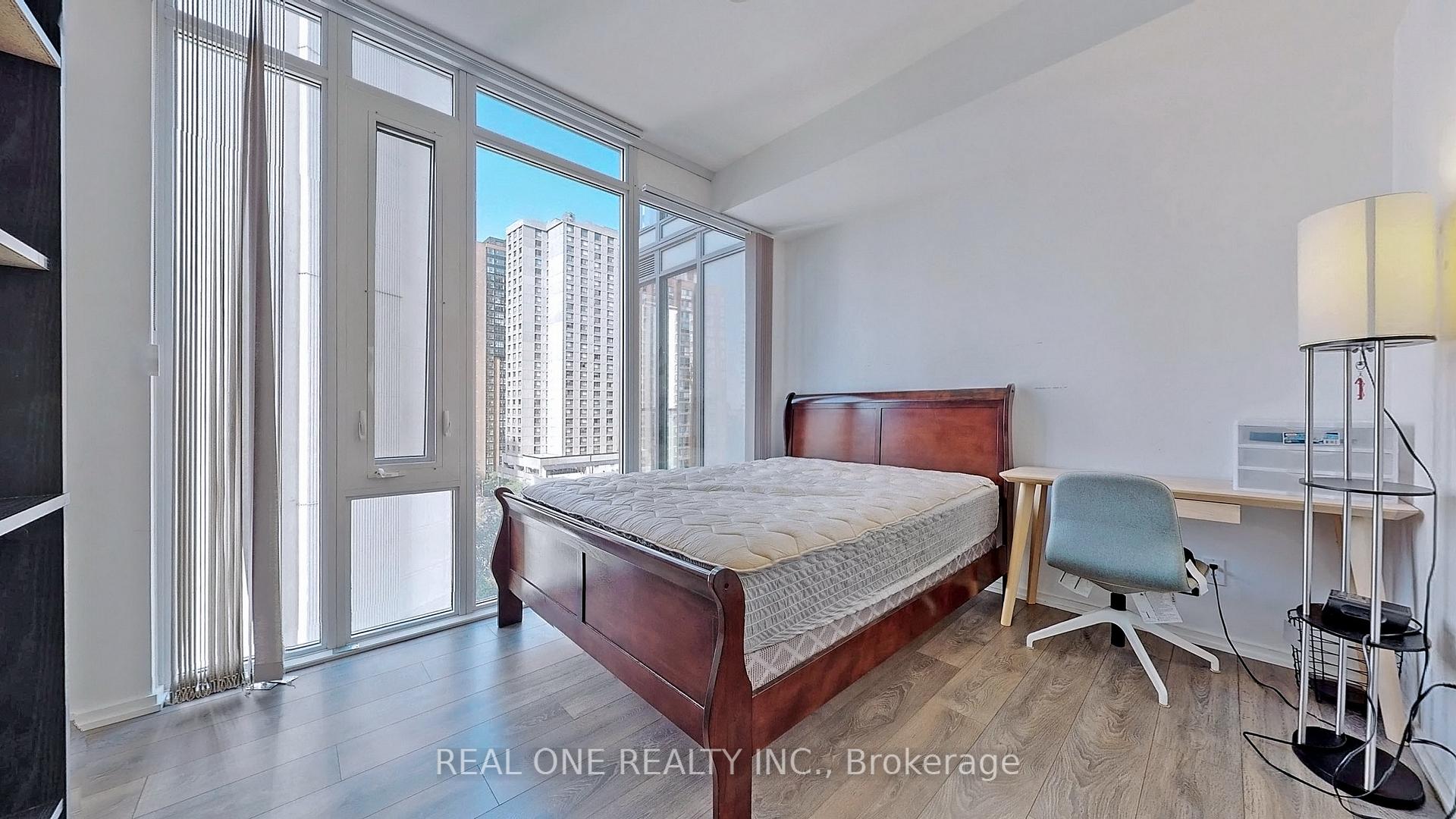 Photo 16 of Unit 1004, 75 St Nicholas Street, Toronto, Bay Street Corridor — HOMEH