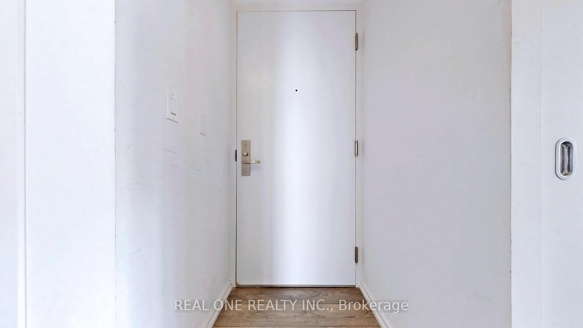 Photo 27 of Unit 1004, 75 St Nicholas Street, Toronto, Bay Street Corridor — HOMEH
