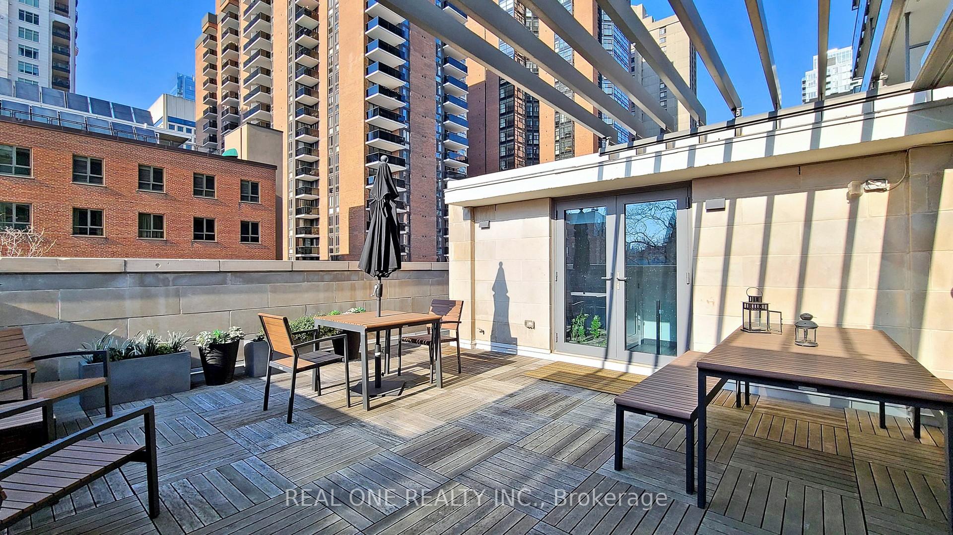 Photo 29 of Unit 1004, 75 St Nicholas Street, Toronto, Bay Street Corridor — HOMEH