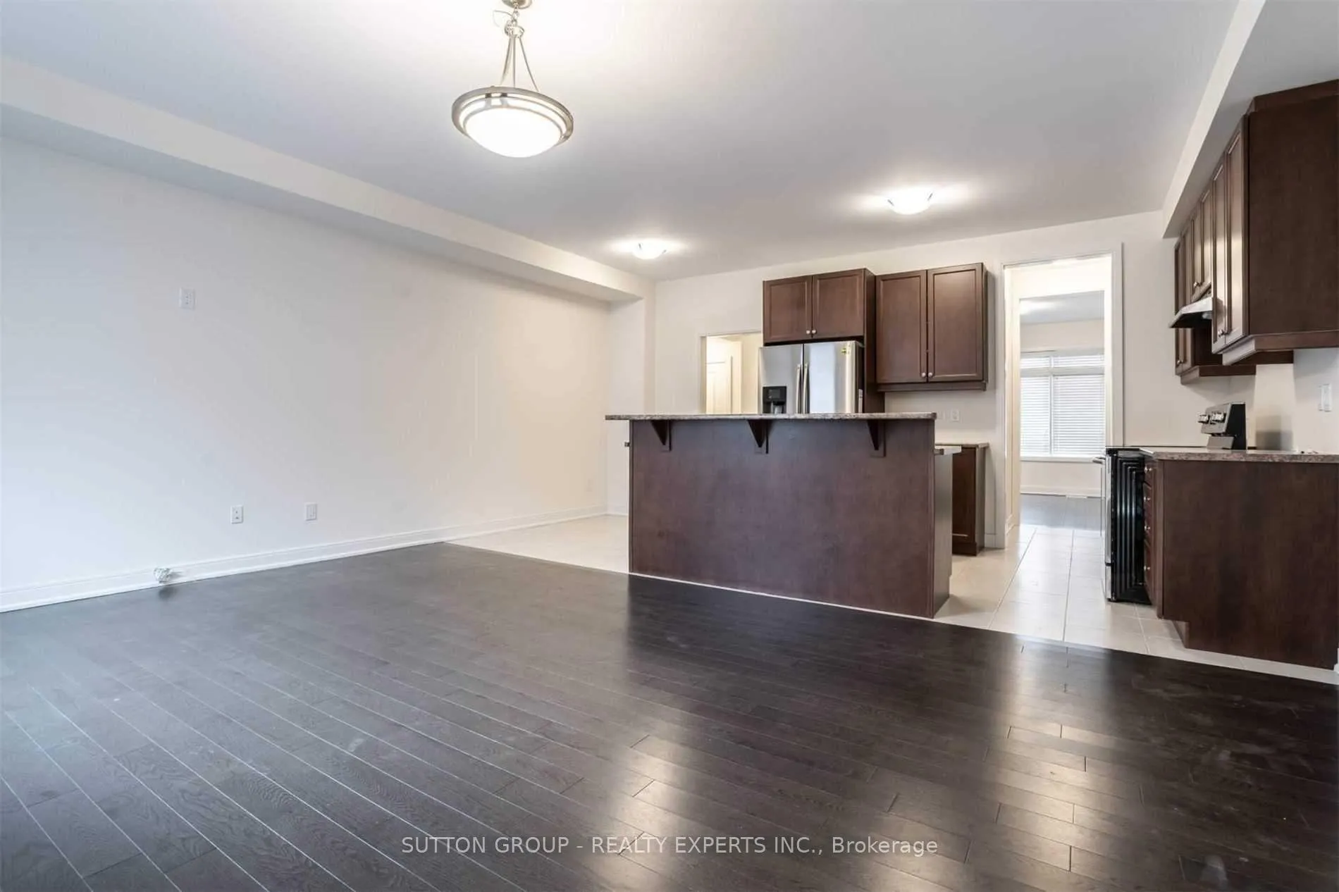Photo 7 of 6 Military Crescent, Brampton, Northwest Brampton — HOMEH