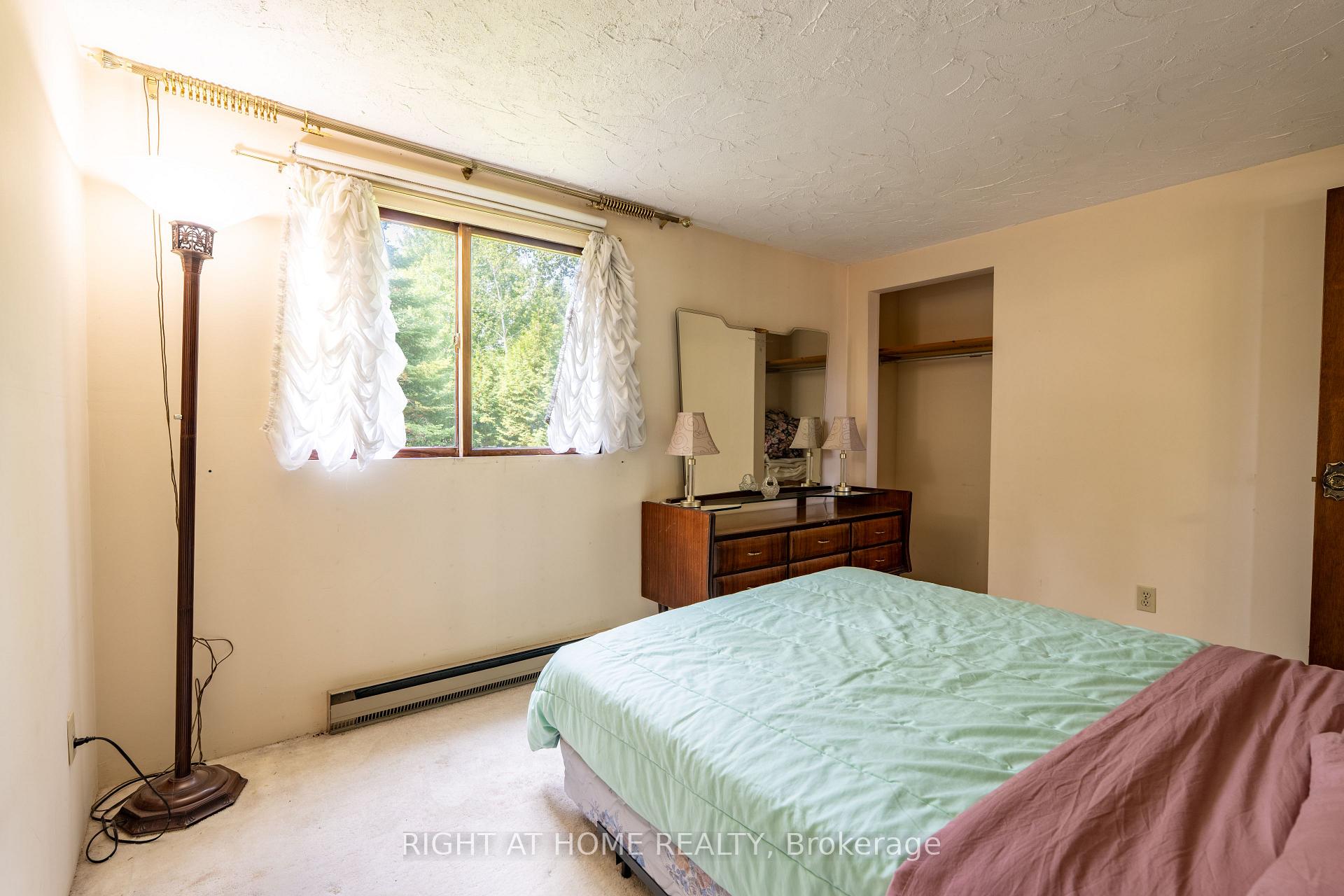 Photo 16 of 25 William Avenue, Wasaga Beach — HOMEH