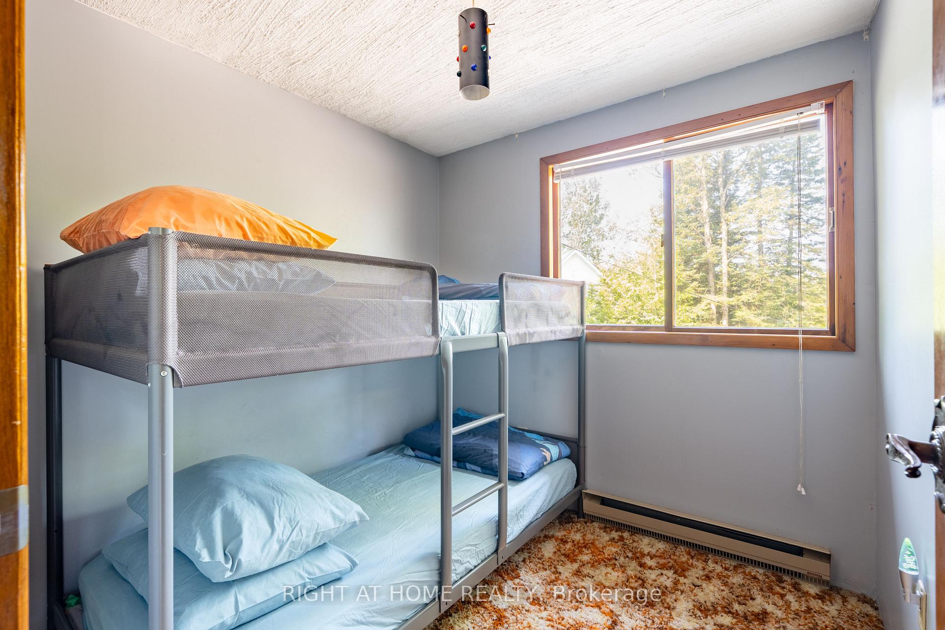 Photo 19 of 25 William Avenue, Wasaga Beach — HOMEH