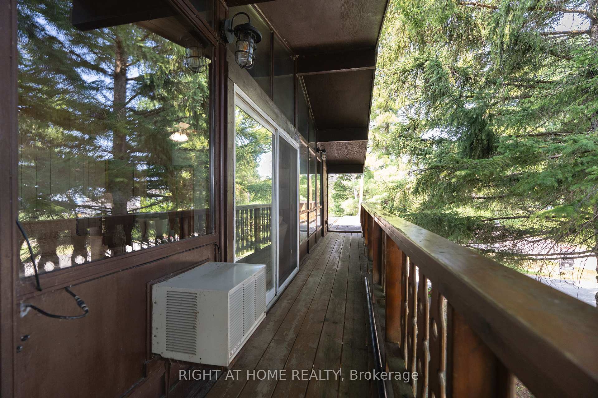 Photo 20 of 25 William Avenue, Wasaga Beach — HOMEH