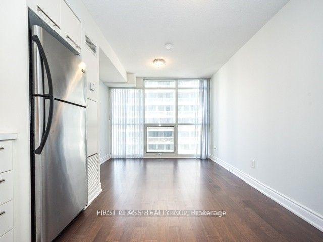 Photo 8 of 25 Carlton Street, Toronto, Church-Yonge Corridor — HOMEH