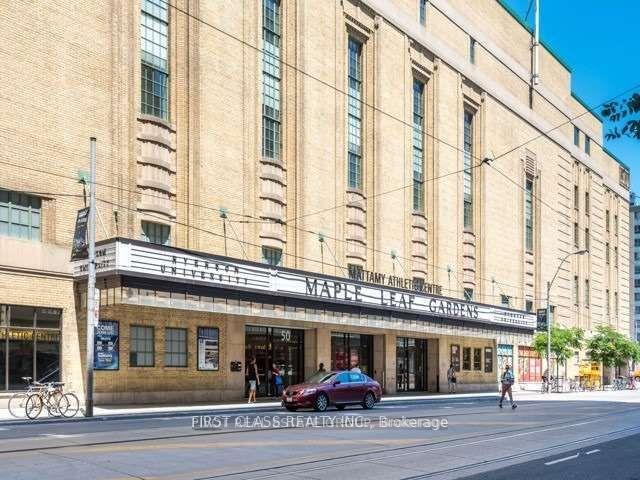 Photo 17 of 25 Carlton Street, Toronto, Church-Yonge Corridor — HOMEH
