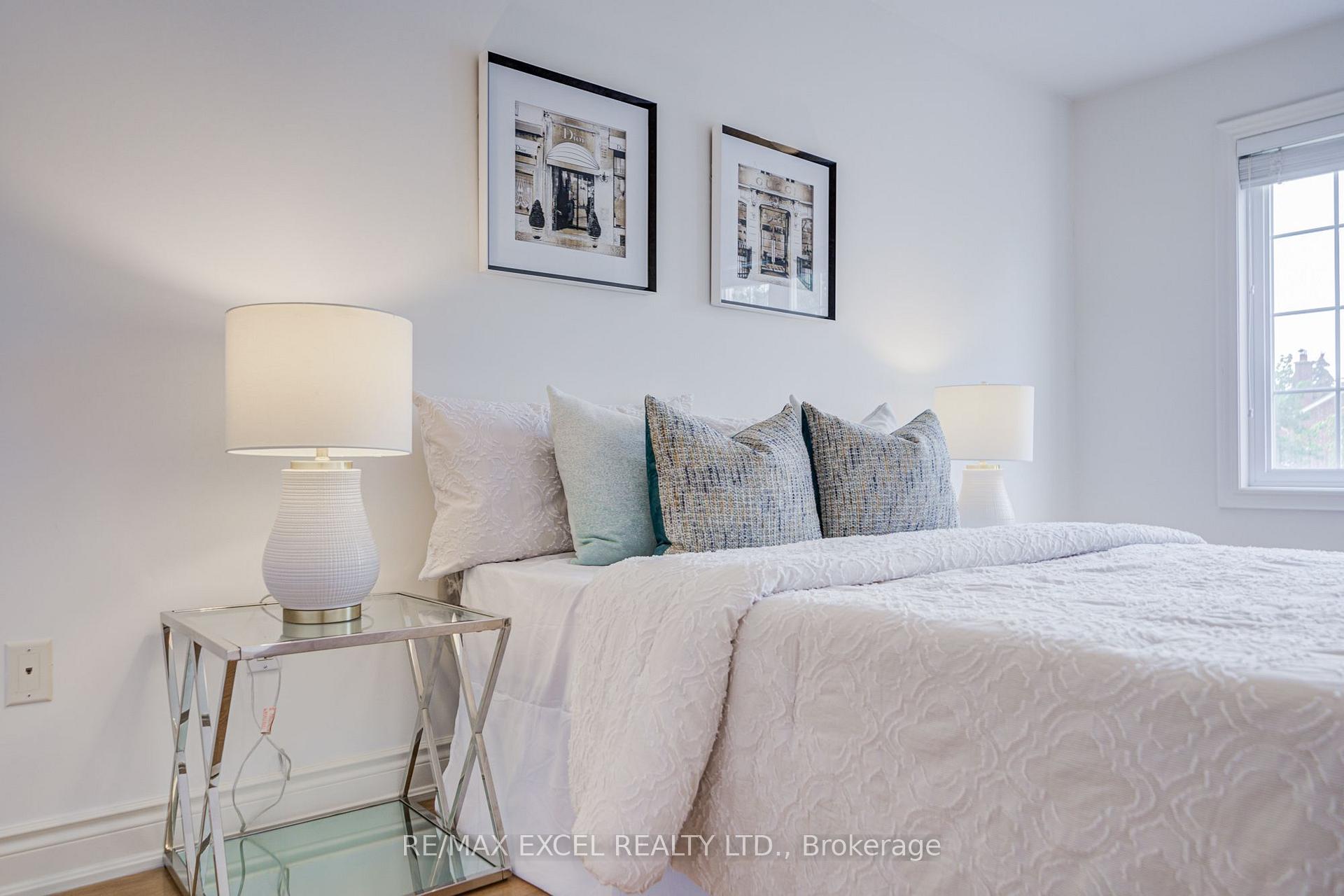 Photo 35 of 31 Pinewood Drive, Vaughan, Crestwood-Springfarm-Yorkhill — HOMEH