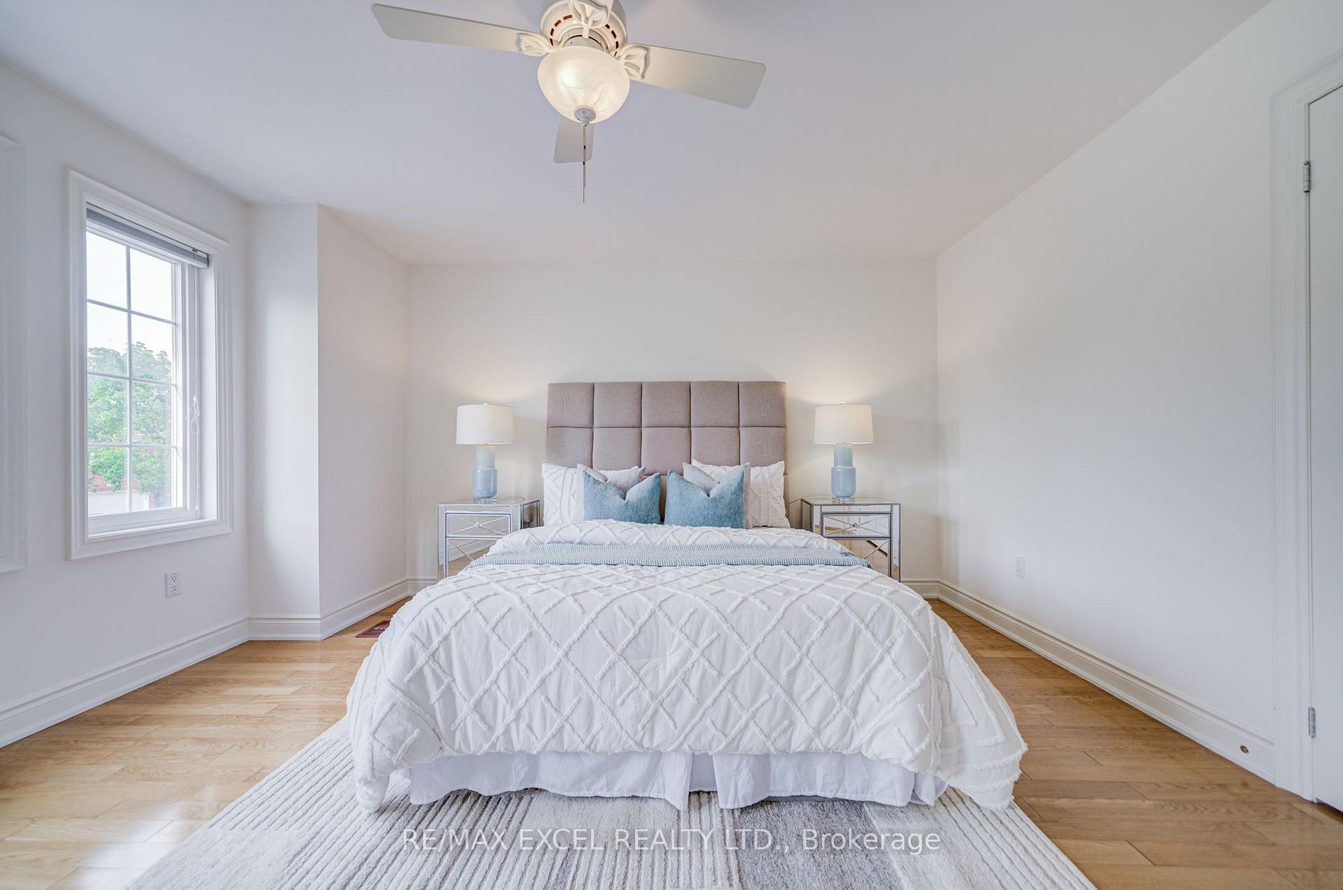 Photo 37 of 31 Pinewood Drive, Vaughan, Crestwood-Springfarm-Yorkhill — HOMEH