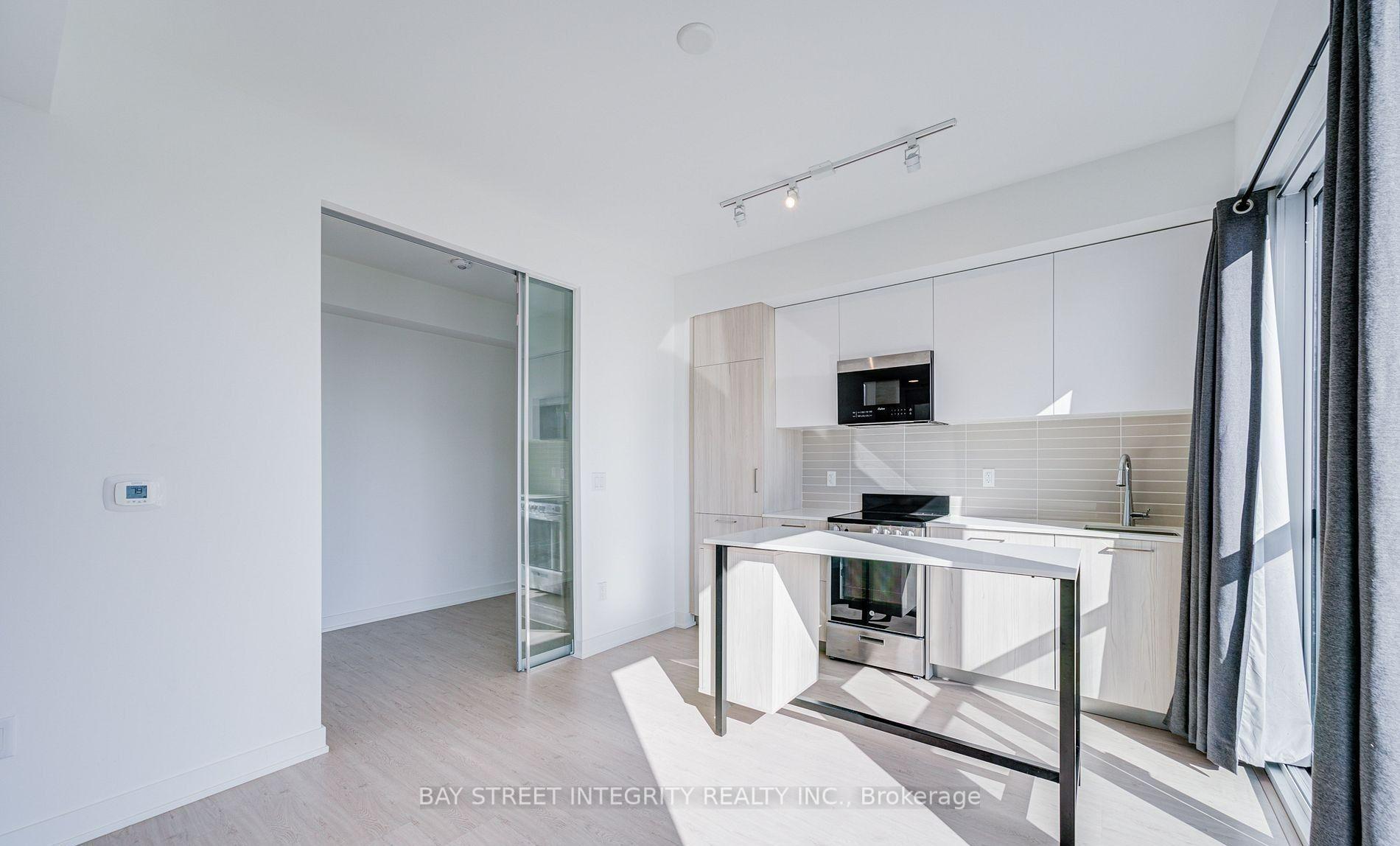 Photo 5 of Unit 3201, 65 Mutual Street, Toronto, Church-Yonge Corridor — HOMEH