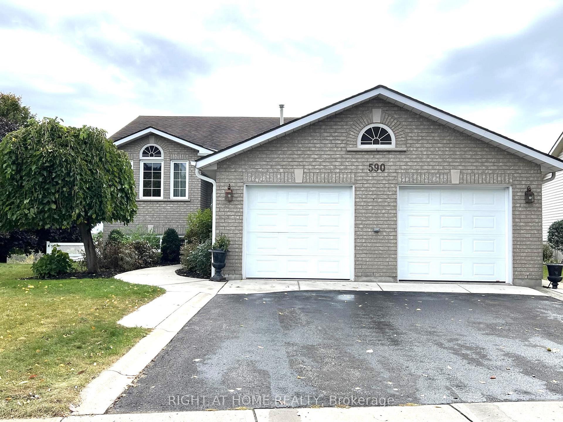 Photo 1 of 590 Arbour Crescent, Kingston, East Gardiners Rd — HOMEH