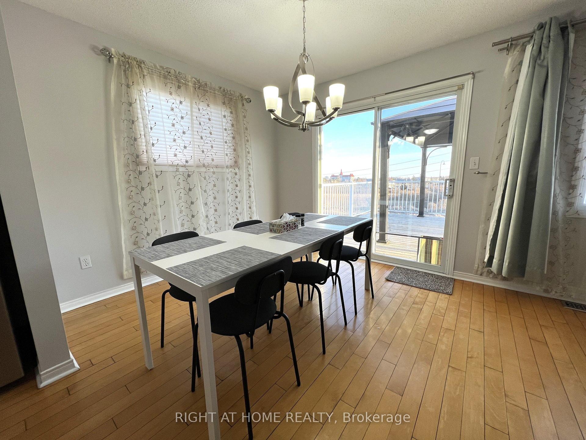 Photo 9 of 590 Arbour Crescent, Kingston, East Gardiners Rd — HOMEH