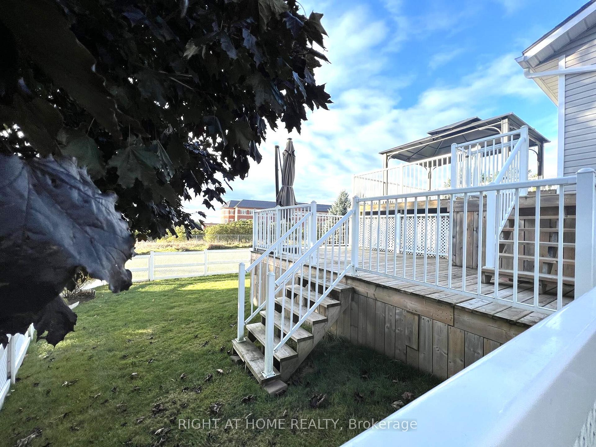 Photo 15 of 590 Arbour Crescent, Kingston, East Gardiners Rd — HOMEH