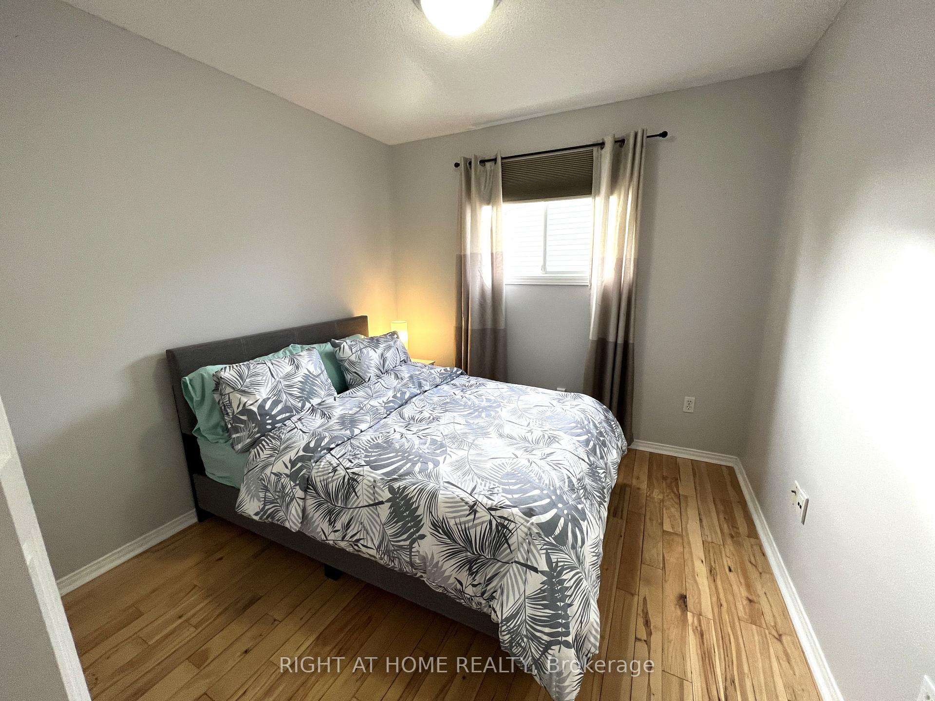 Photo 21 of 590 Arbour Crescent, Kingston, East Gardiners Rd — HOMEH