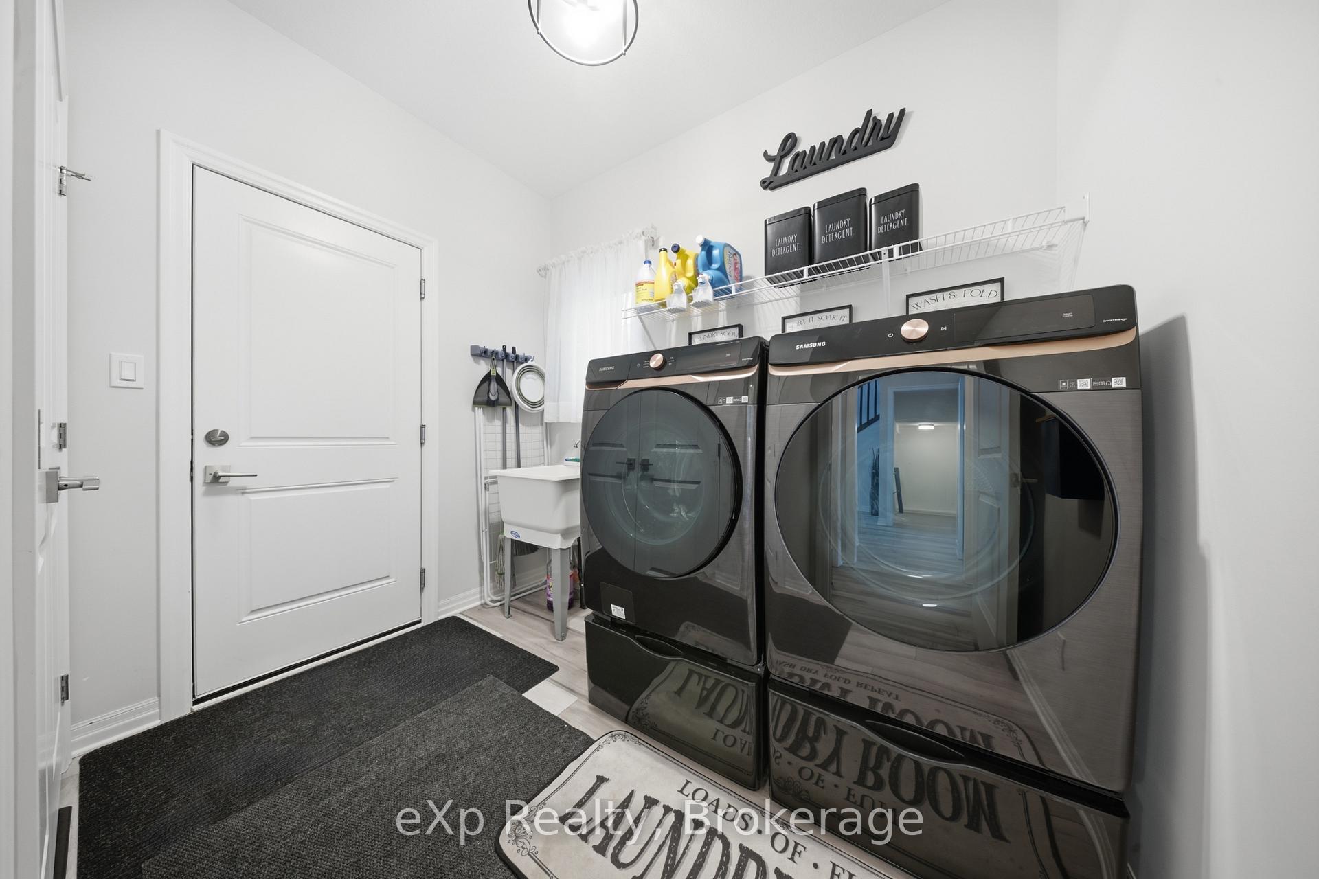Photo 11 of 89 Acorn Trail, St. Thomas — HOMEH