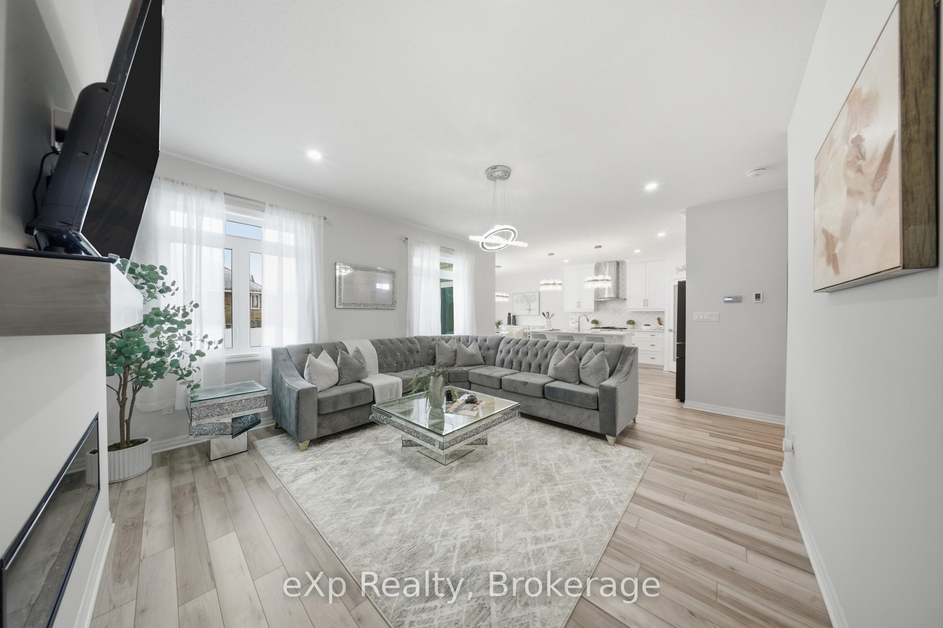 Photo 13 of 89 Acorn Trail, St. Thomas — HOMEH
