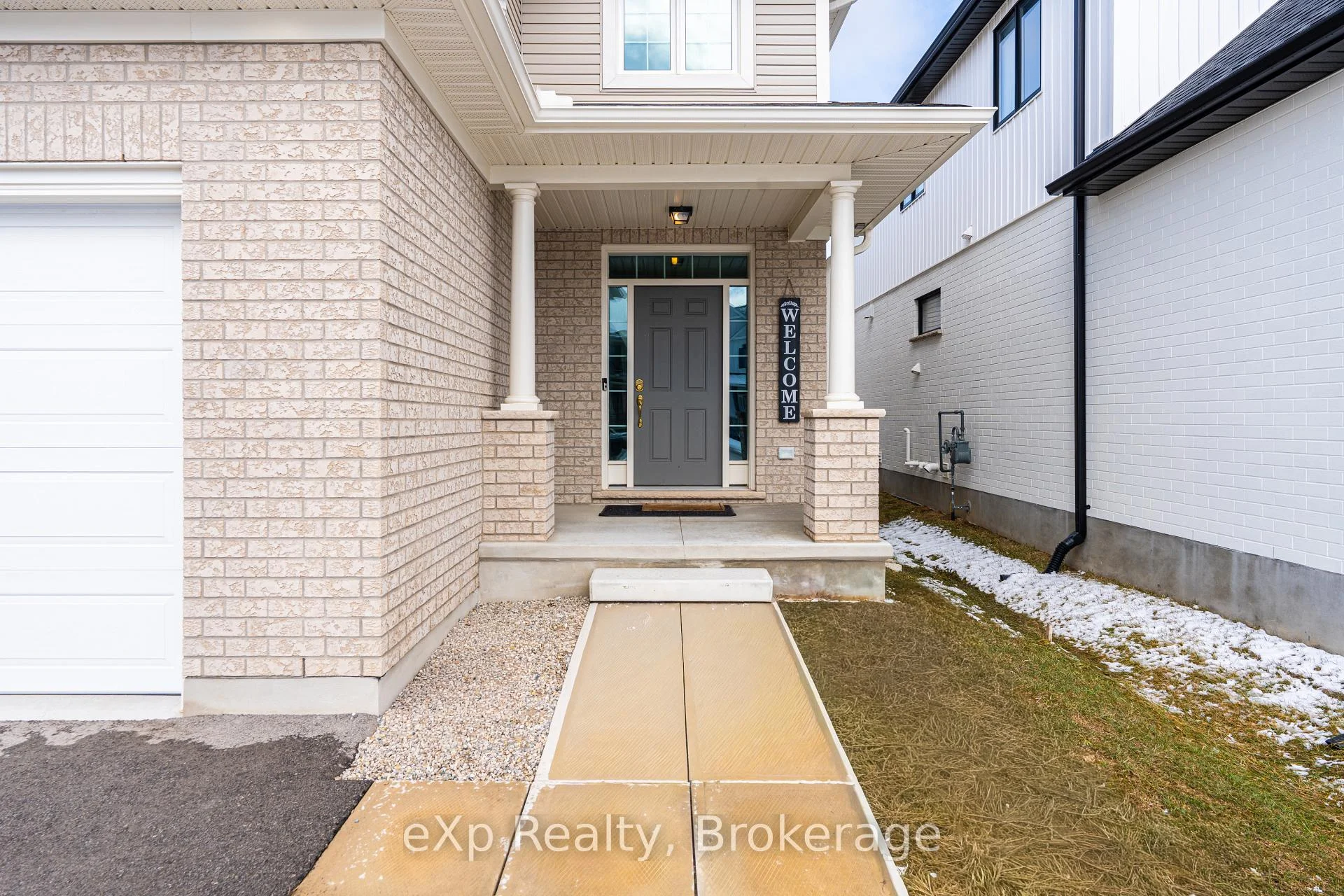 Photo 4 of 89 Acorn Trail, St. Thomas — HOMEH