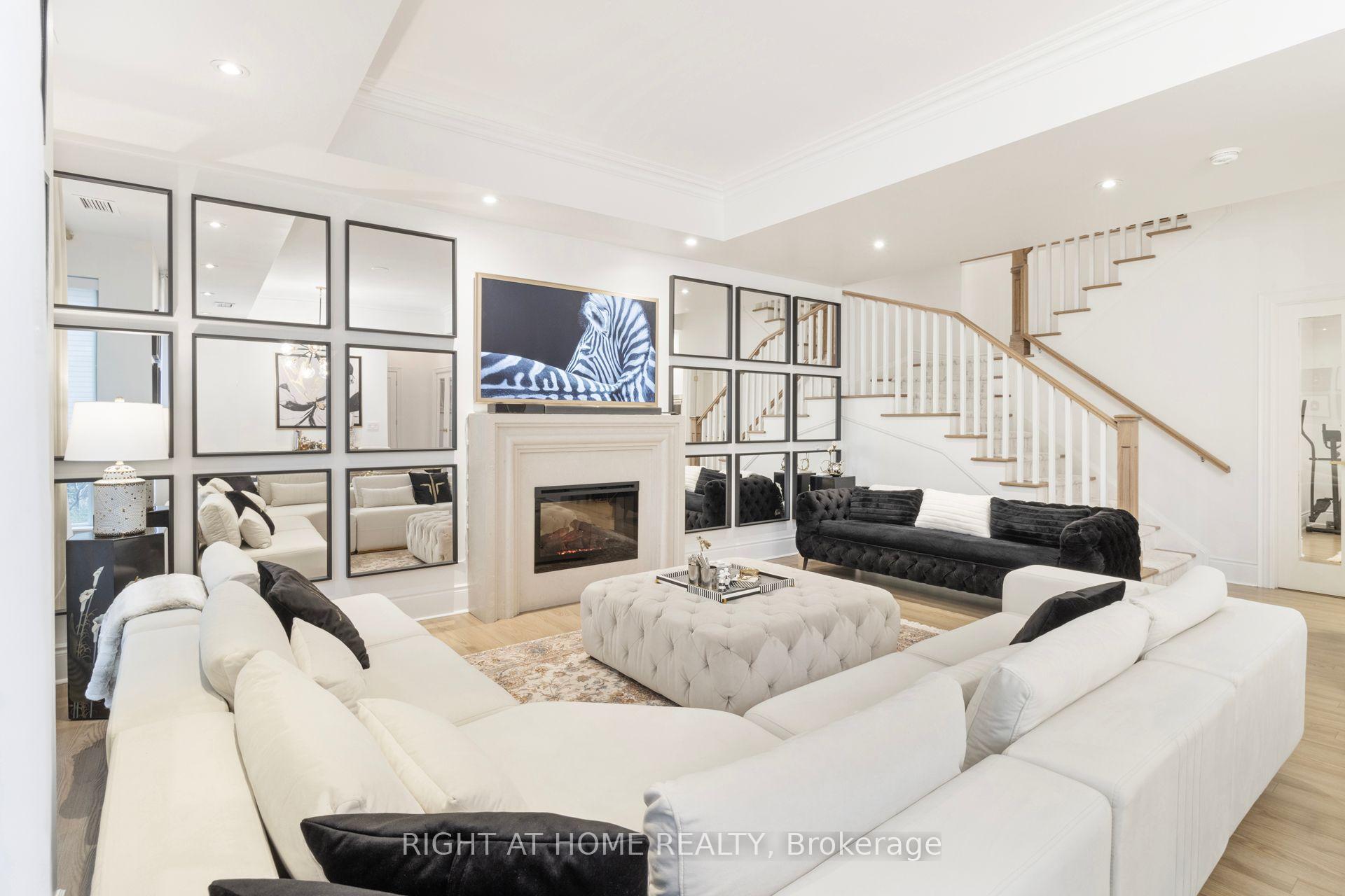 Photo 16 of Unit TH1, 500 Doris Avenue, North York, Willowdale East — HOMEH