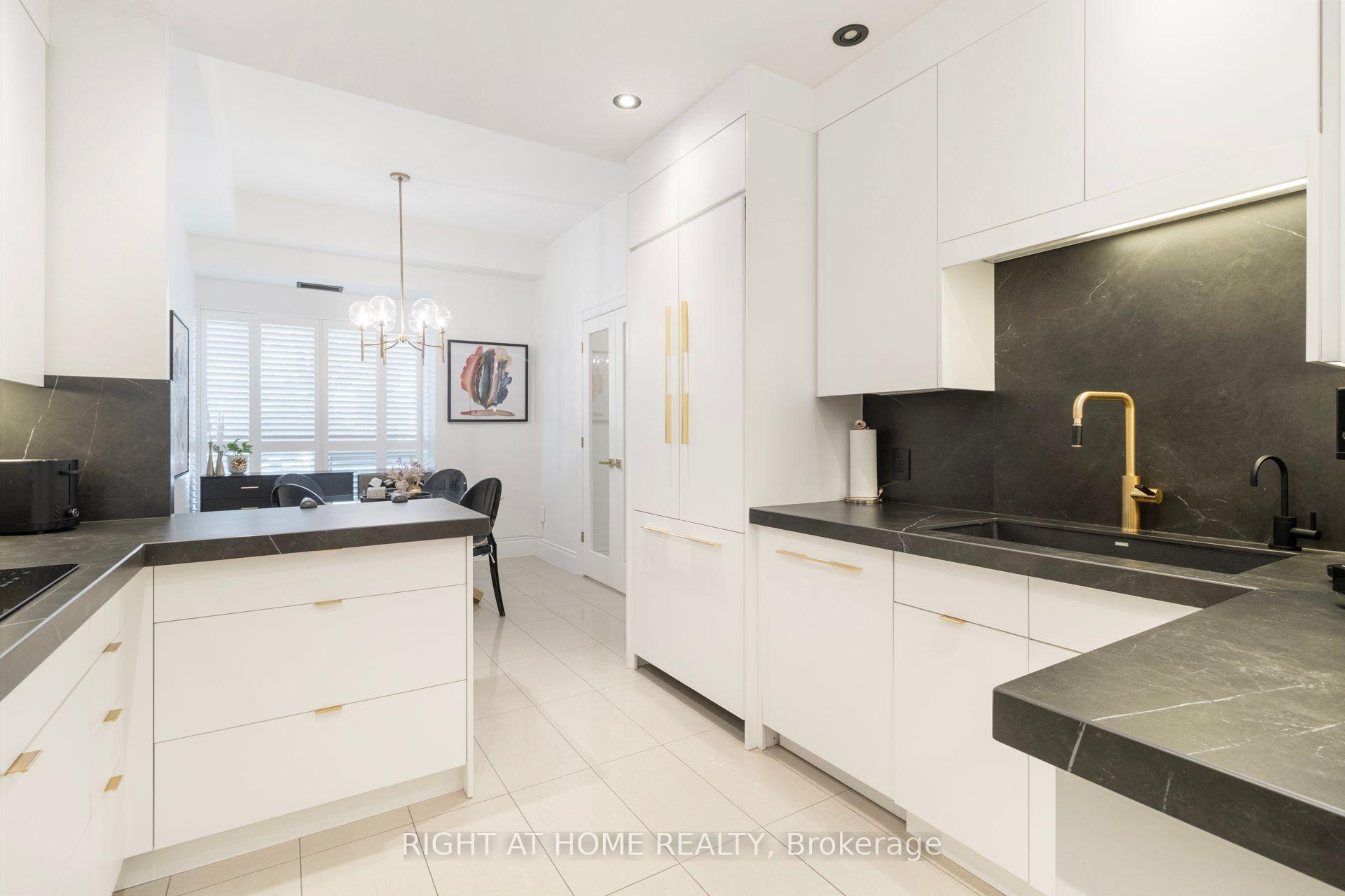 Photo 18 of Unit TH1, 500 Doris Avenue, North York, Willowdale East — HOMEH