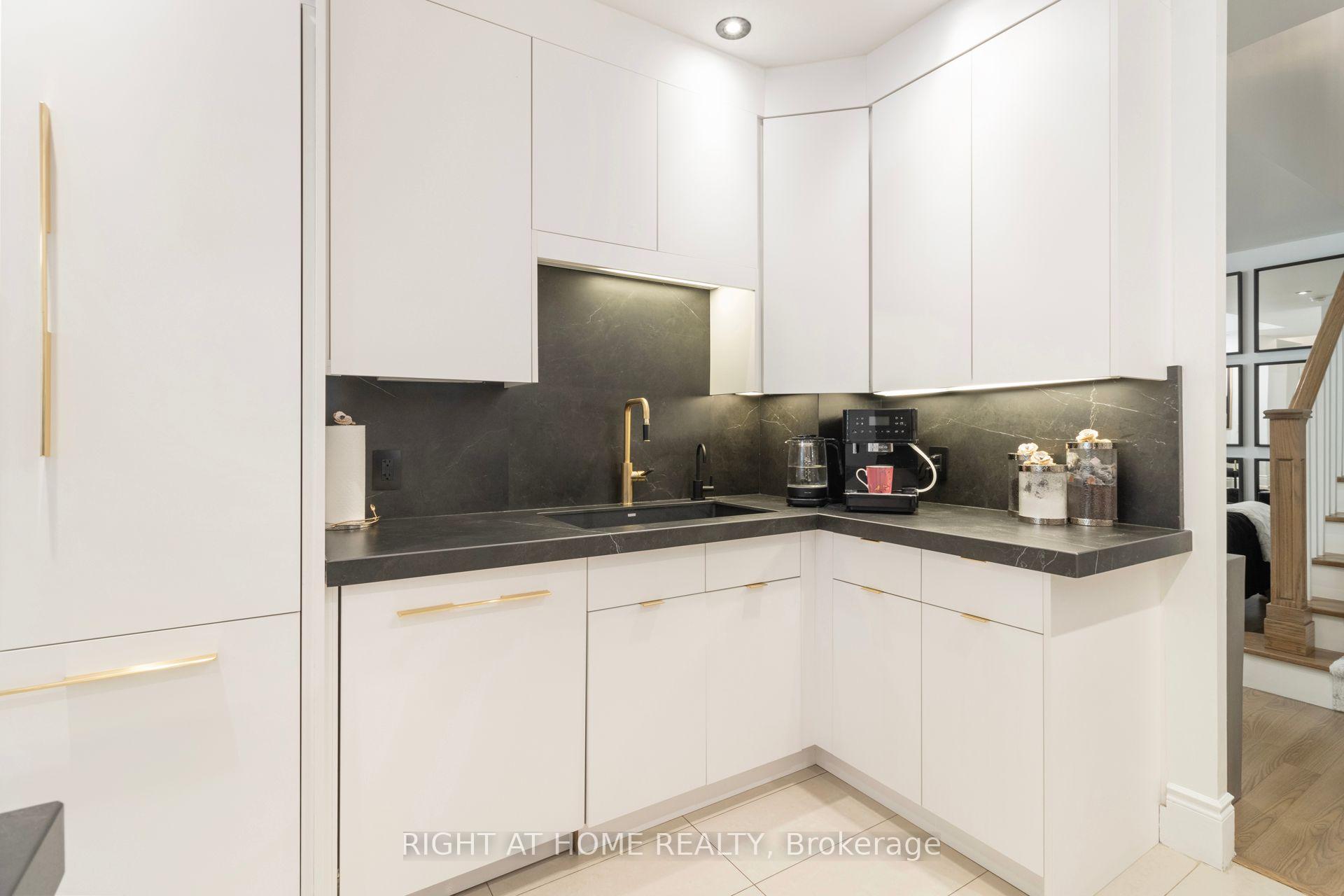 Photo 19 of Unit TH1, 500 Doris Avenue, North York, Willowdale East — HOMEH
