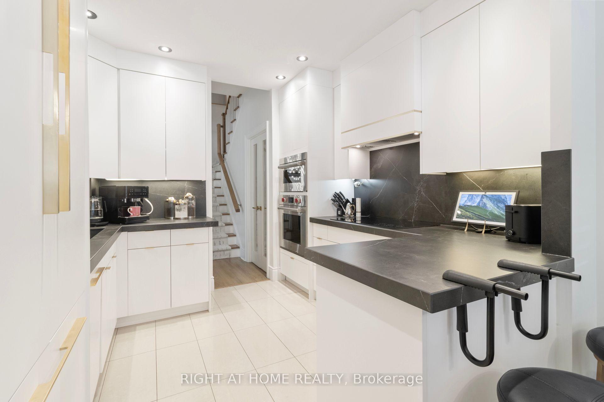 Photo 20 of Unit TH1, 500 Doris Avenue, North York, Willowdale East — HOMEH