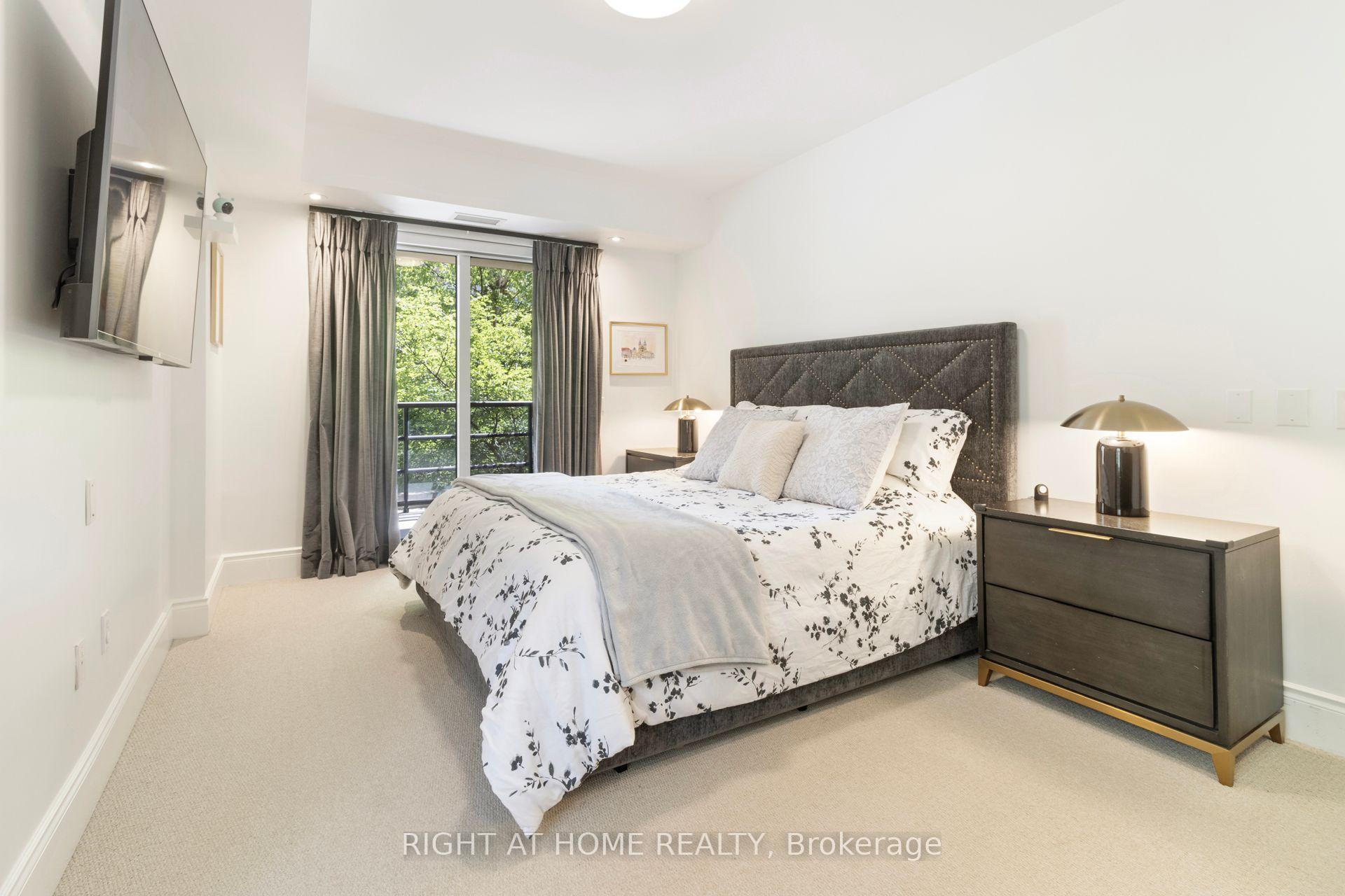 Photo 37 of Unit TH1, 500 Doris Avenue, North York, Willowdale East — HOMEH