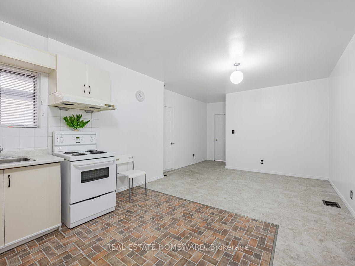 Photo 3 of 2438 Danforth Avenue, Toronto, East End-Danforth — HOMEH