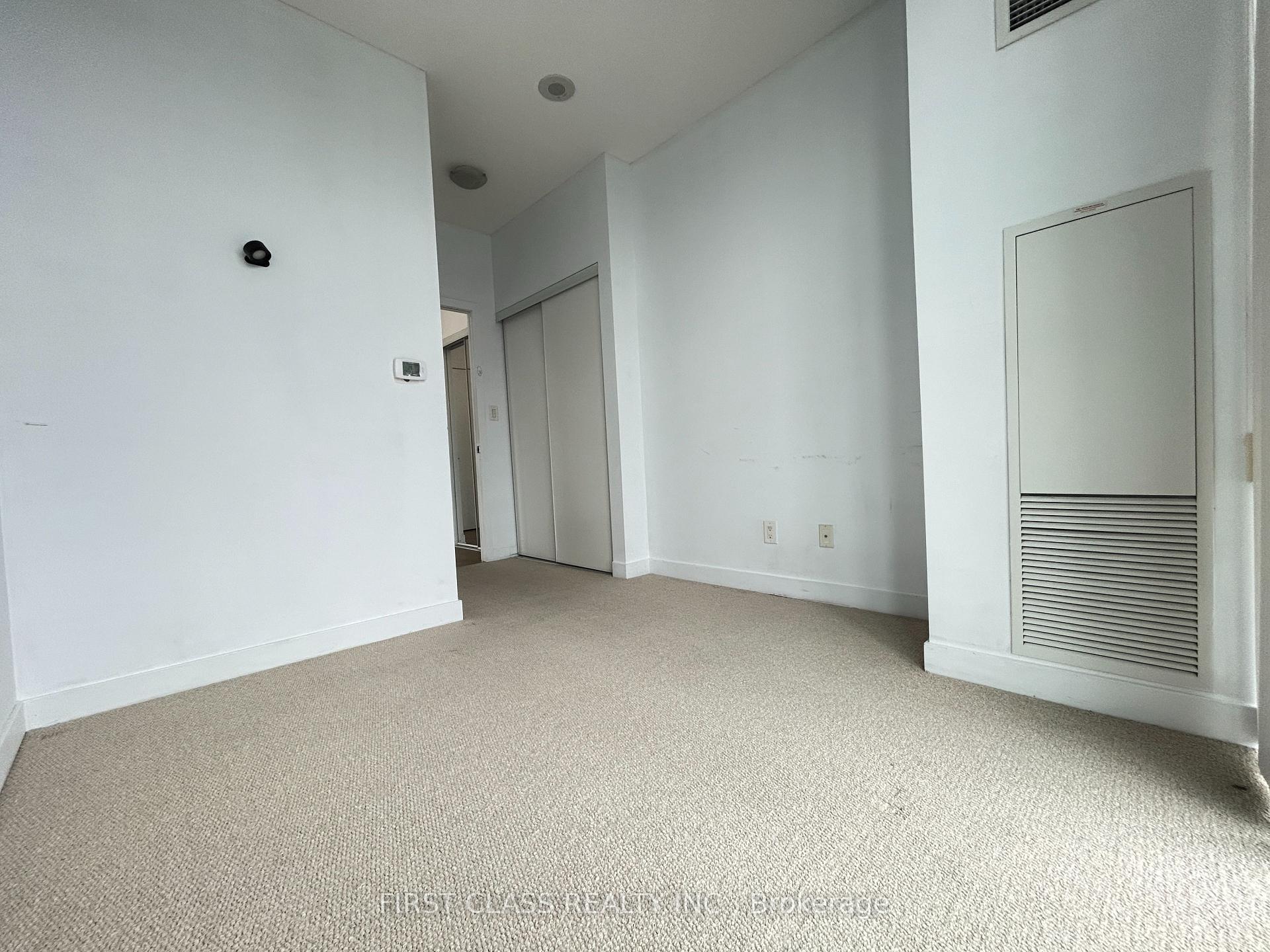 Photo 16 of Unit 4407, 4070 Confederation Parkway, Mississauga, Creditview — HOMEH