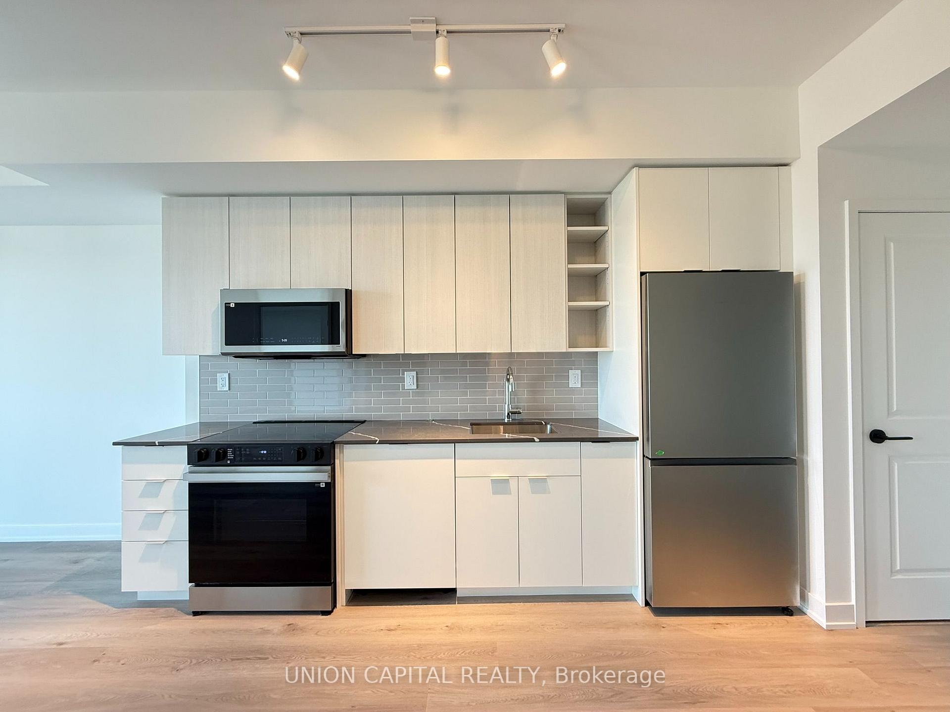 Photo 5 of Unit 2408, 2075 Lakeshore Road, Burlington, Brant — HOMEH