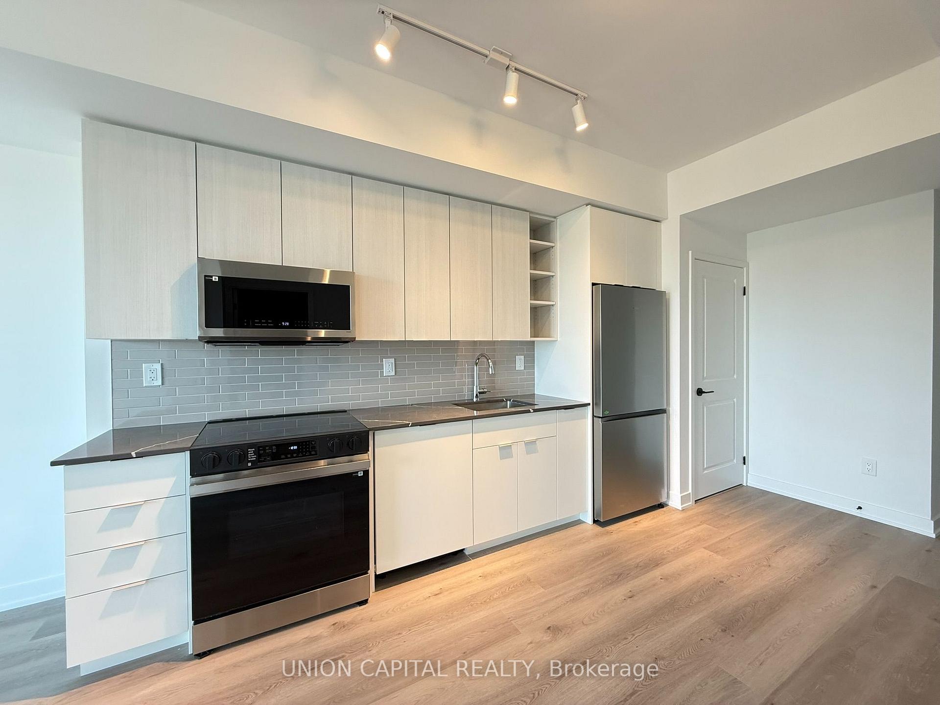 Photo 6 of Unit 2408, 2075 Lakeshore Road, Burlington, Brant — HOMEH