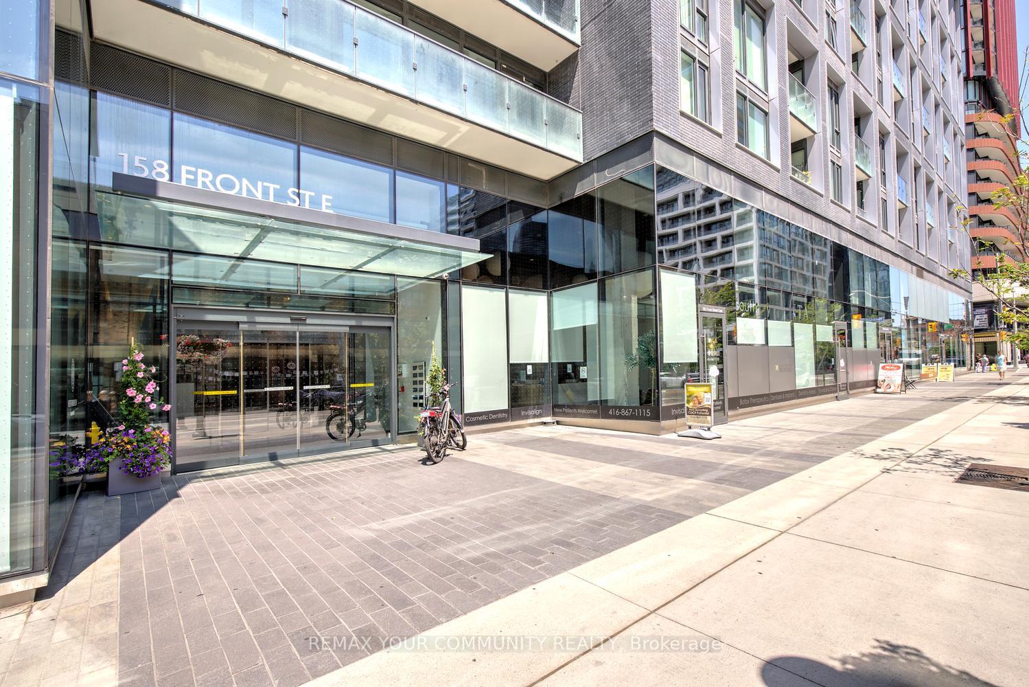 Photo 3 of Unit 618, 158 Front Street E, Toronto, Moss Park — HOMEH