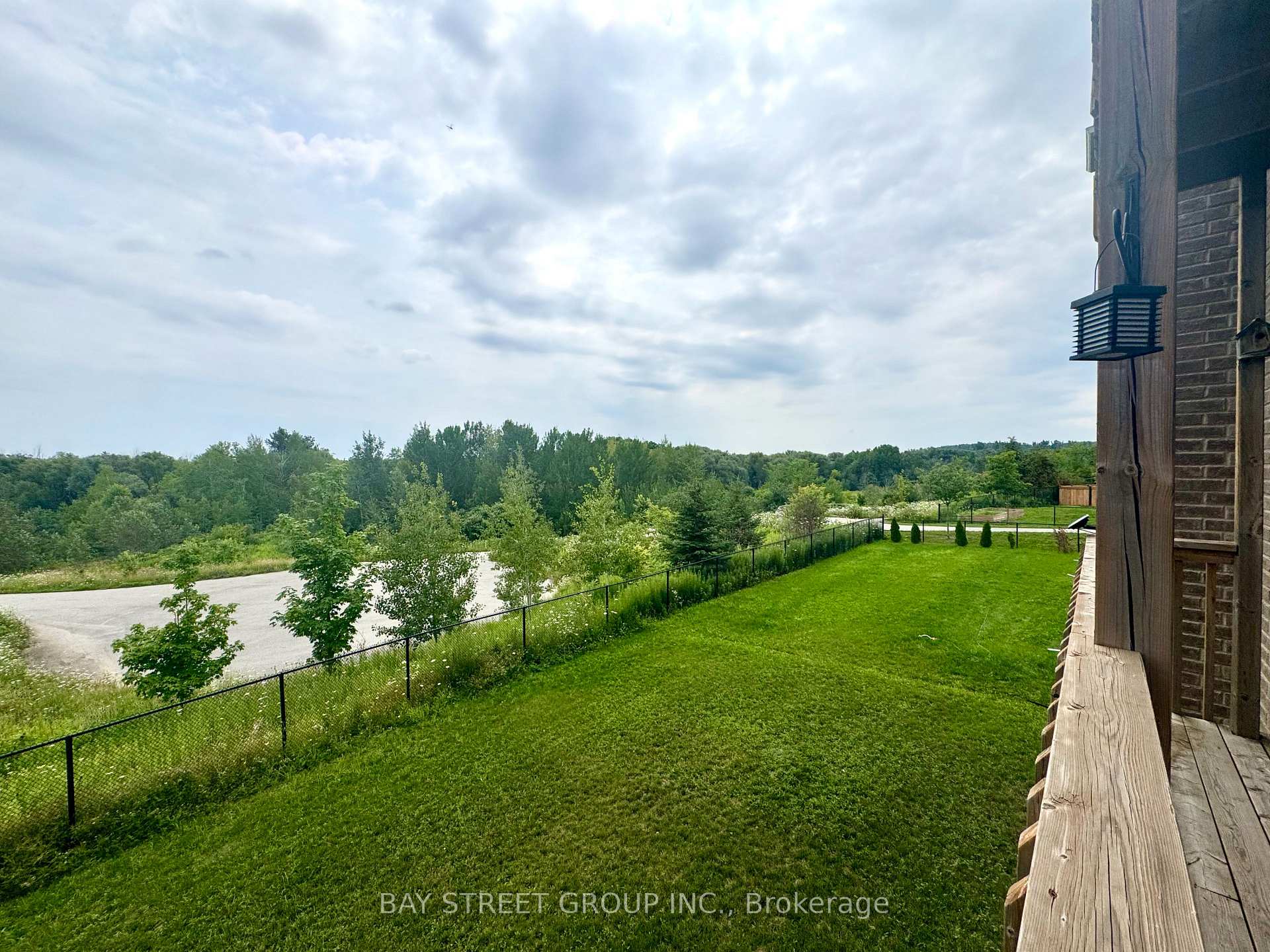 Photo 27 of 1003 Green Street, Innisfil, Lefroy — HOMEH