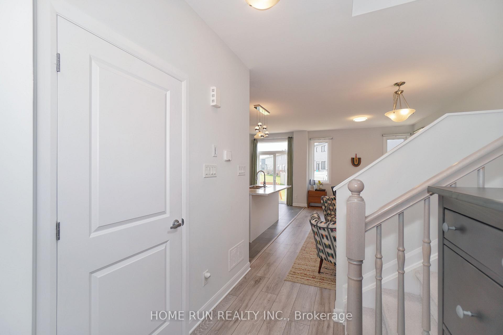 Photo 4 of 63 Natare Place, Ottawa, Kanata - Kanata Lakes/Heritage Hills — HOMEH