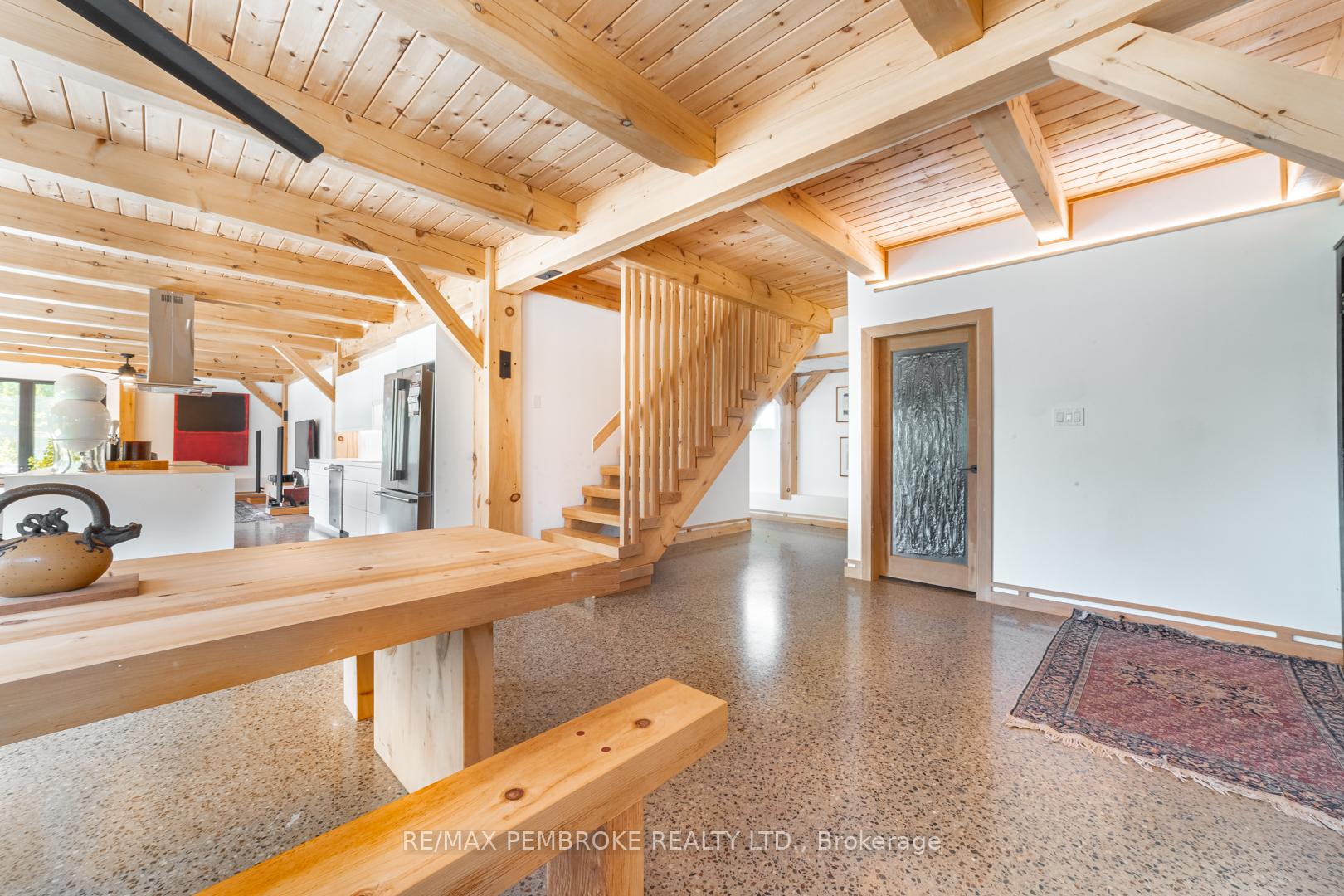 Photo 7 of 102 Rantz Road, Petawawa, Petawawa — HOMEH