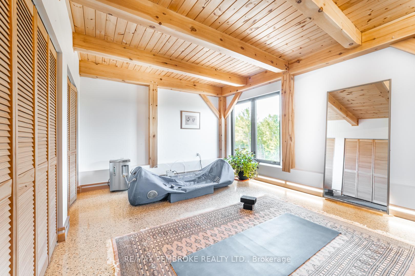 Photo 18 of 102 Rantz Road, Petawawa, Petawawa — HOMEH